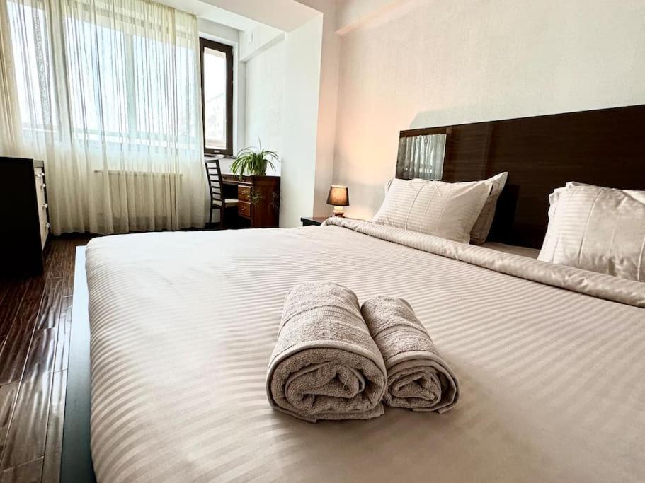 Great Apartment in Musicians Building