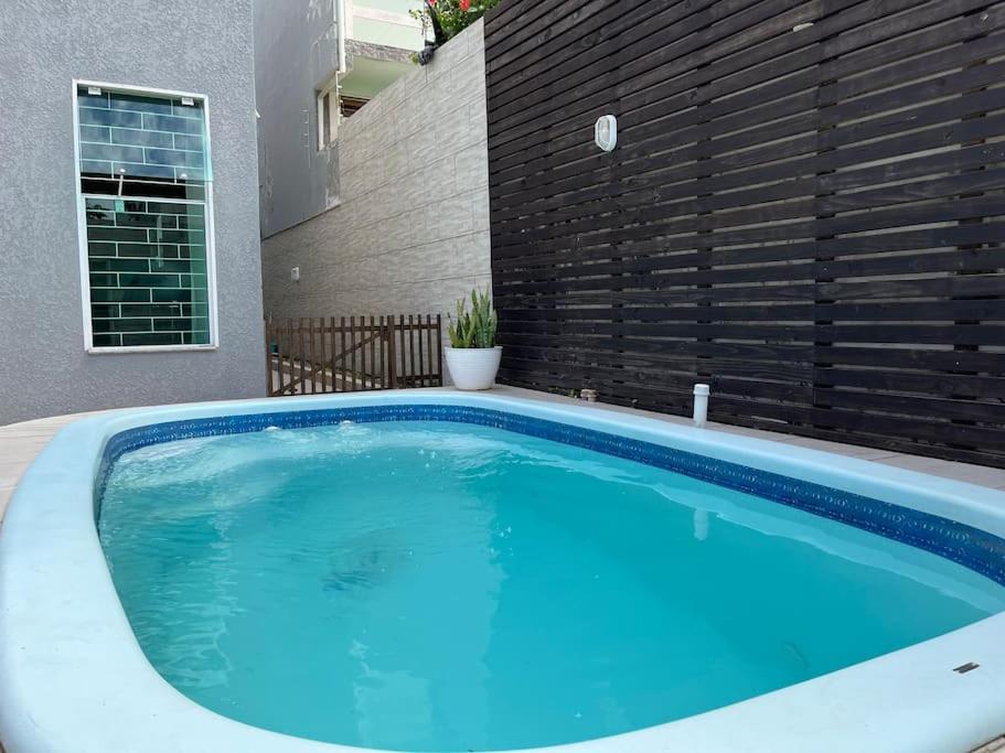 Casa com Piscina e Churrasqueira a 2km da Praia dos Ingleses