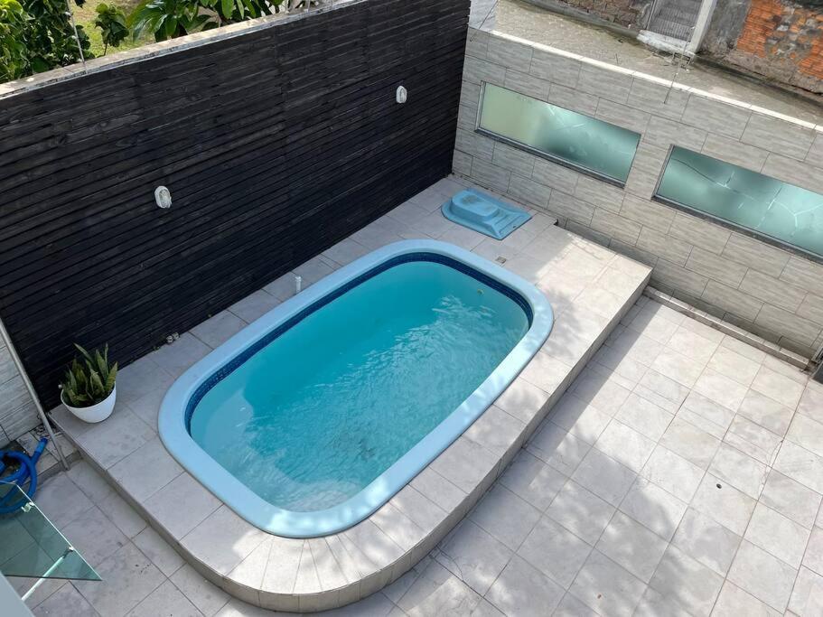 Casa com Piscina e Churrasqueira a 2km da Praia dos Ingleses
