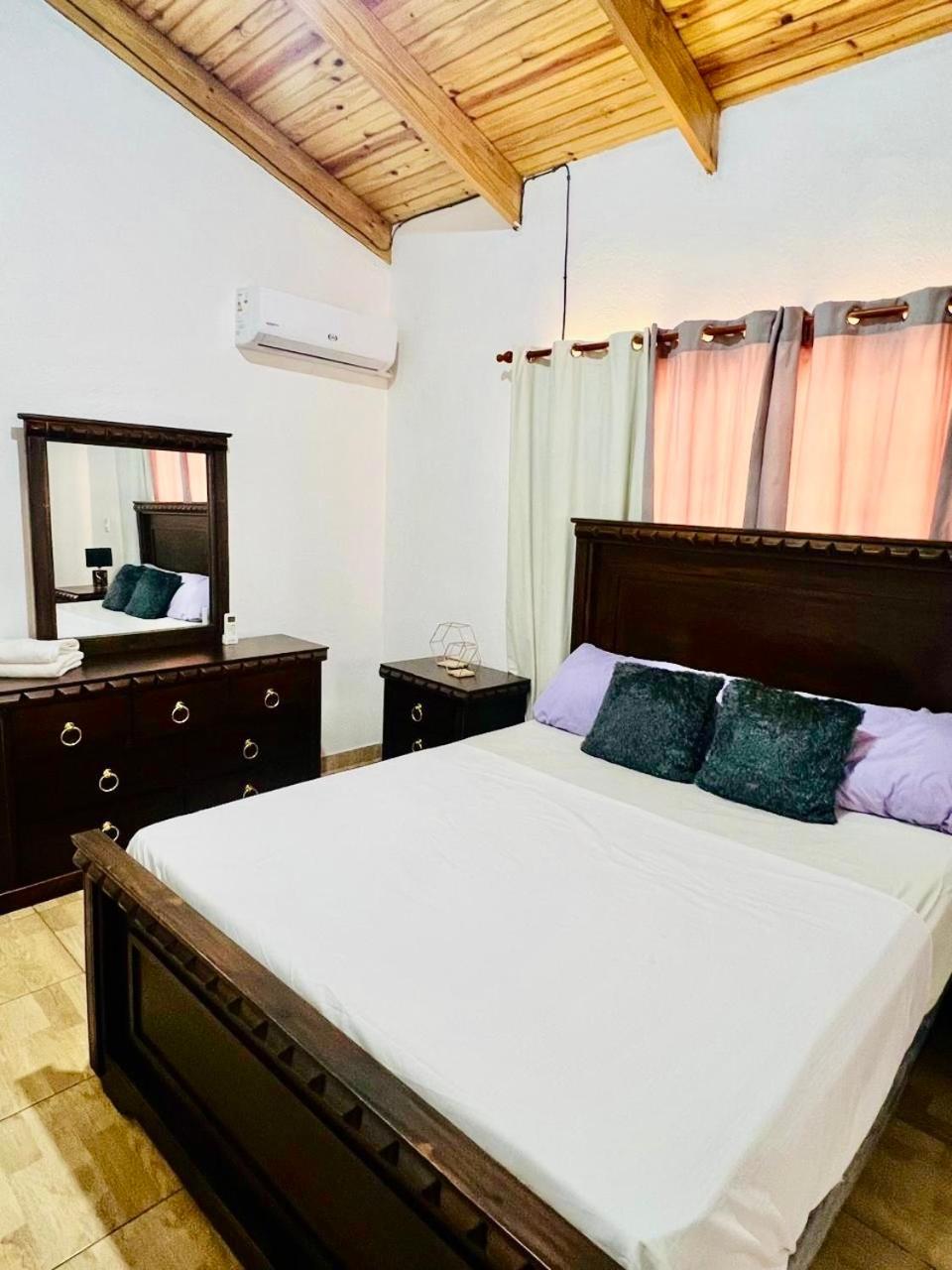 Green Oasis Apartments
