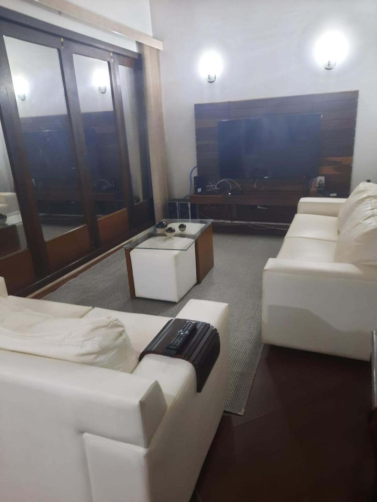 Linda casa com piscina em Atibaia