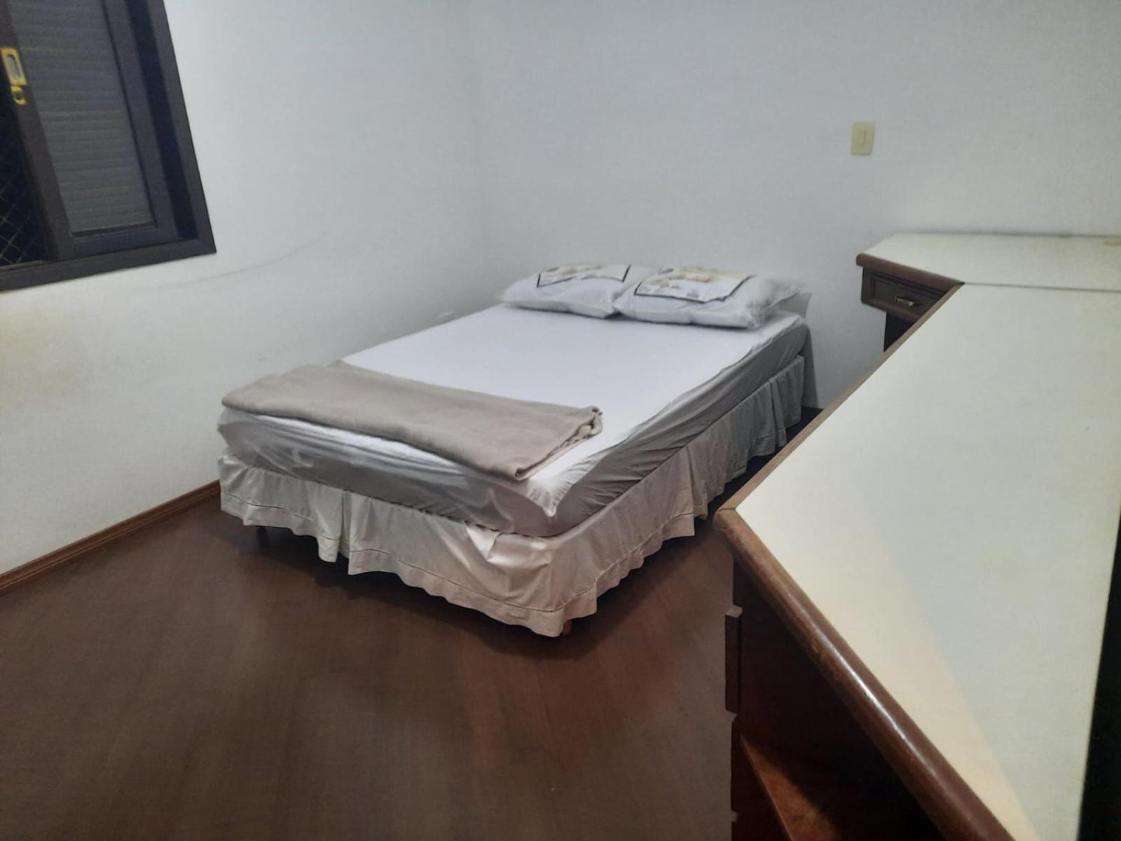 Linda casa com piscina em Atibaia