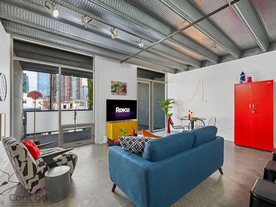Urban Pop Loft, Near ICE District, UG Parking