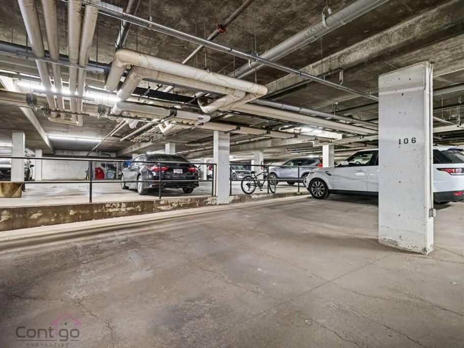 Urban Pop Loft, Near ICE District, UG Parking