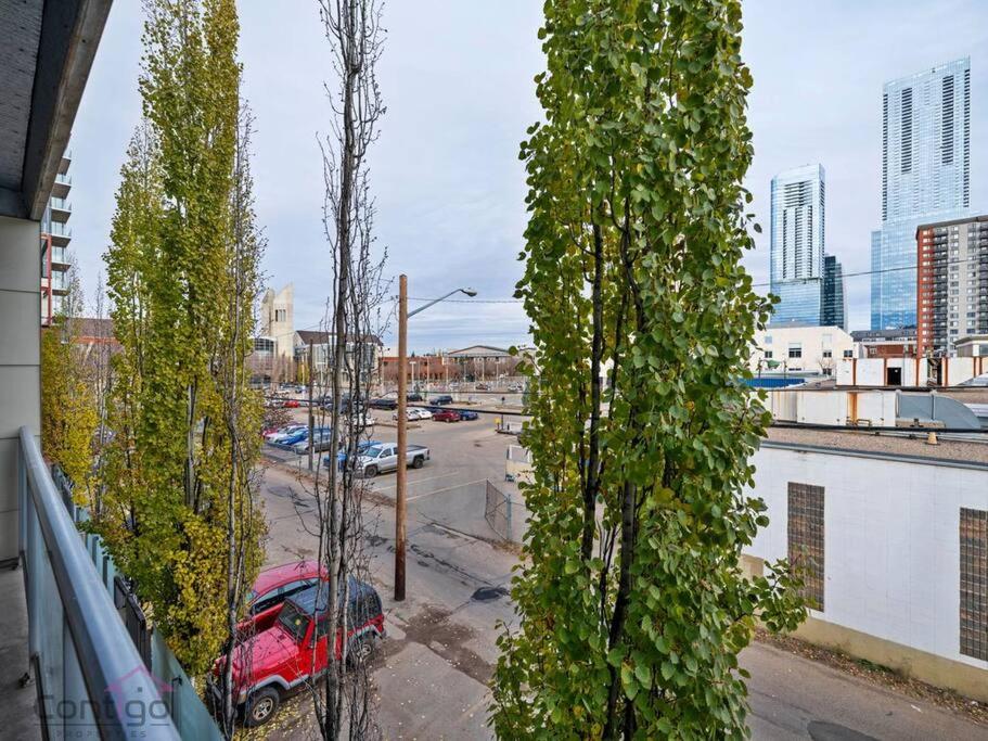 Urban Pop Loft, Near ICE District, UG Parking