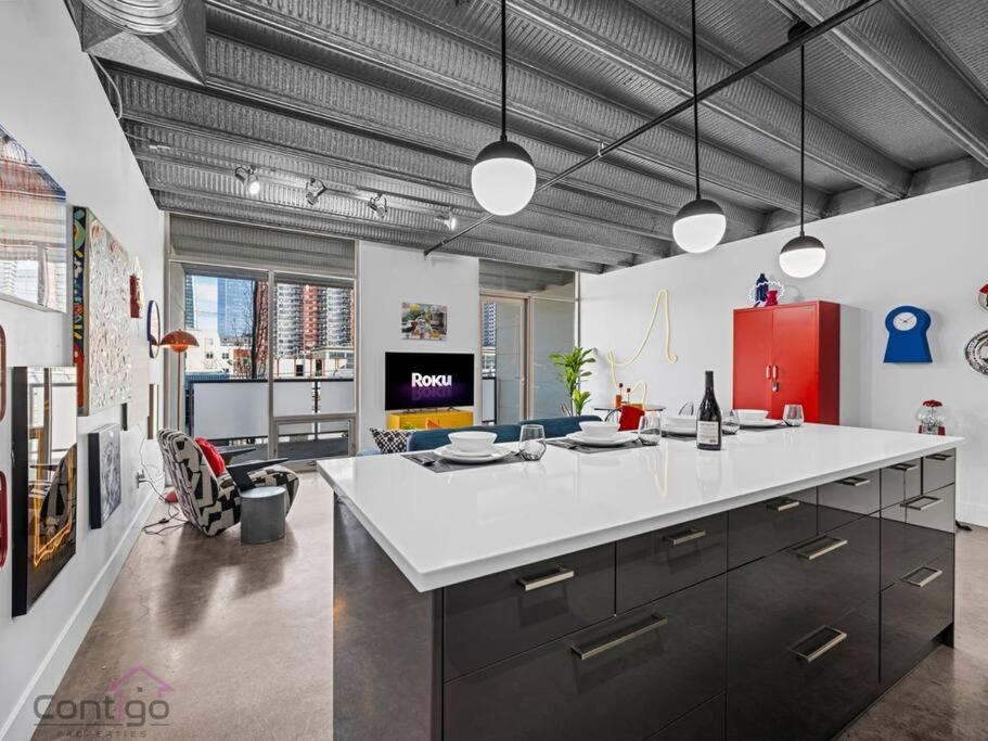 Urban Pop Loft, Near ICE District, UG Parking