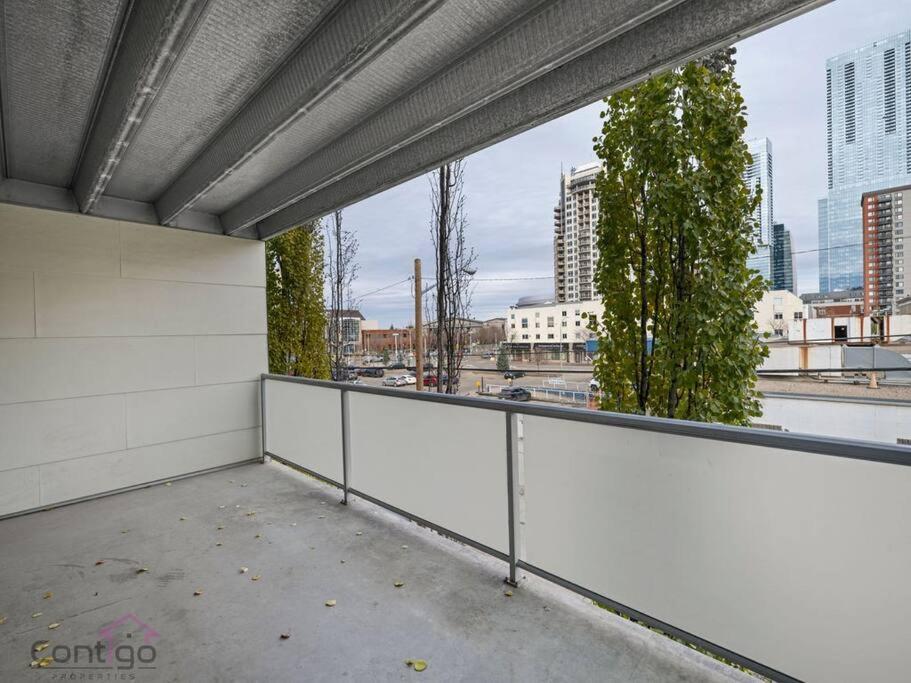 Urban Pop Loft, Near ICE District, UG Parking