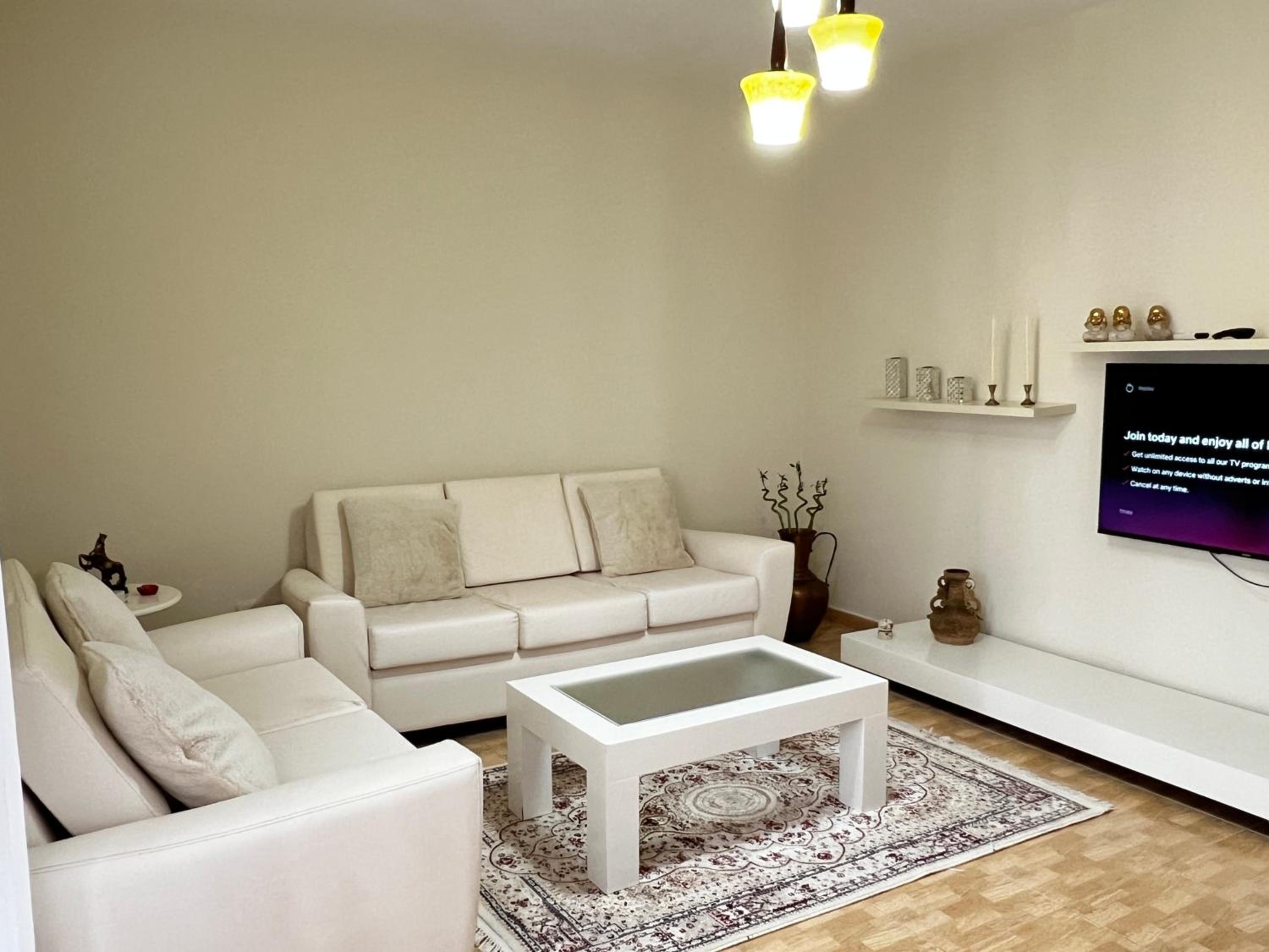 Rebeka's Apartment-Myslym Shyri