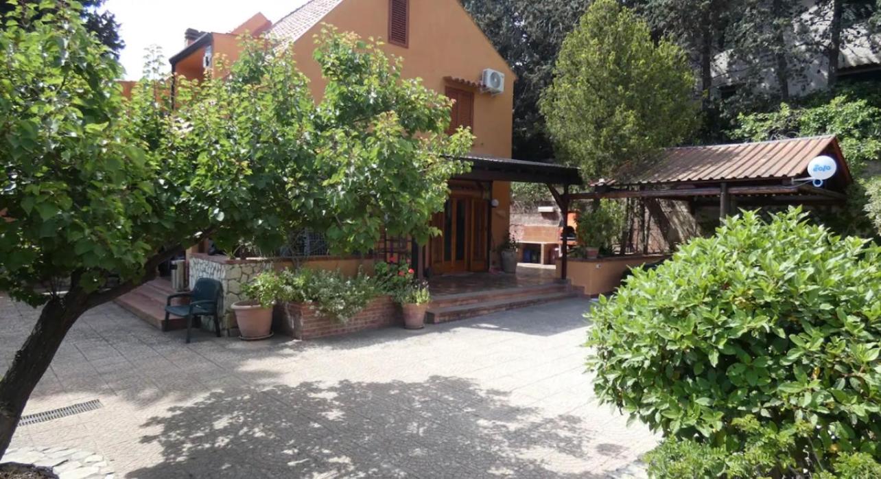 Villa Mezzaluna