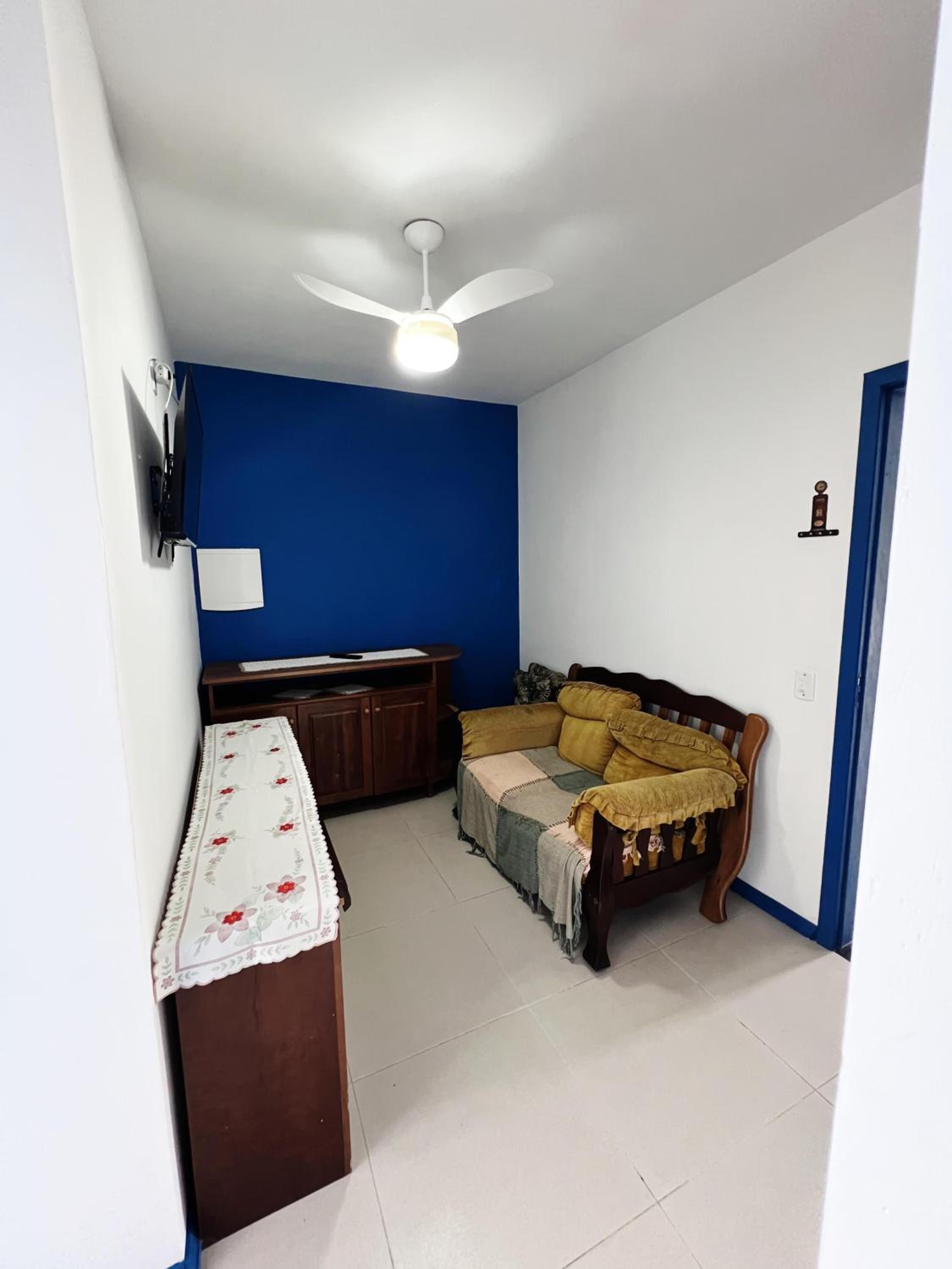 PÉ NA AREIA Apto Manfron