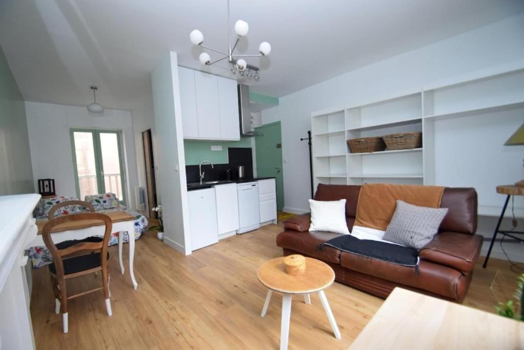Appartement entre plage de l'Ecluse et place du marché