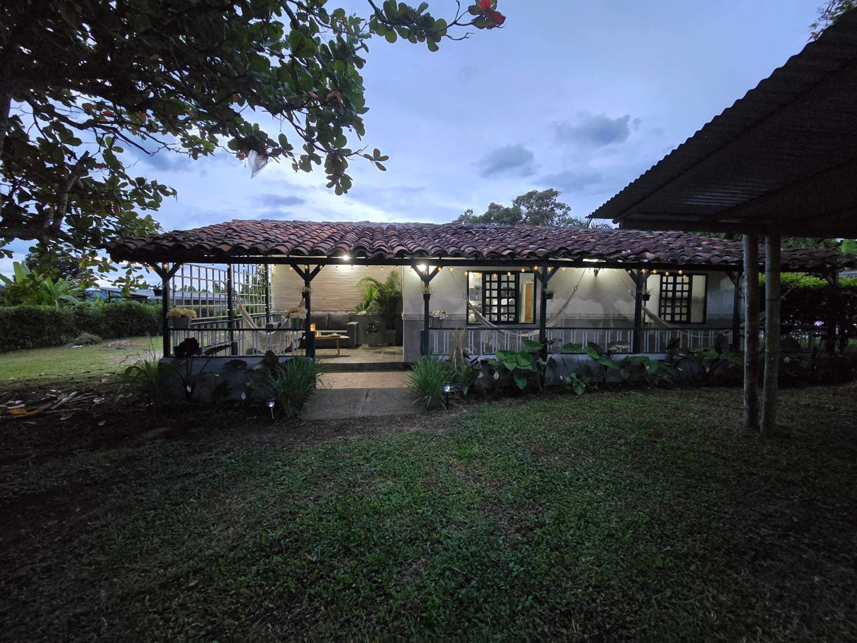 Finca Turistica Completa Tierra Nueva, a 5m del Parque Arrieros y 20m del Parque del Cafe y Panaca conectate con la naturaleza y disfruta de un lugar unico
