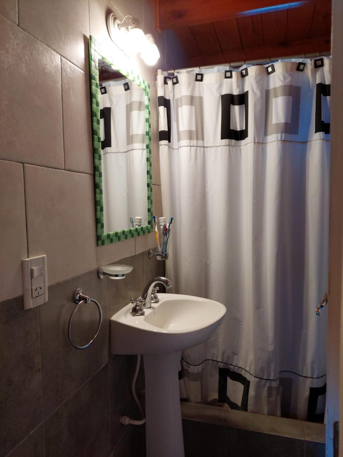 Cabaña Alpina y Quincho Nueva Atlantis