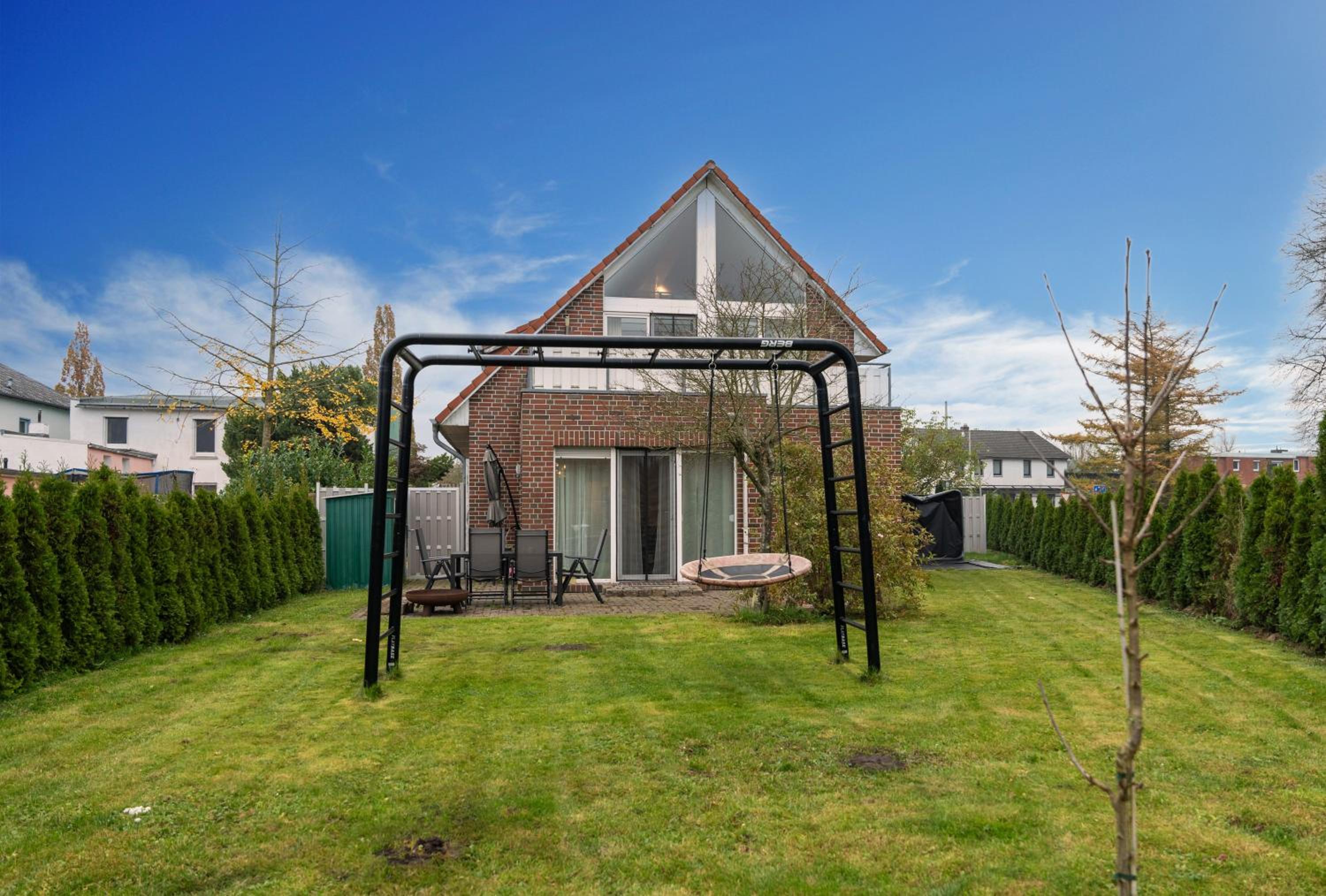 Aurora Schaar 6, 130qm, 3 Schlafzimmer, WiFi, Klettergerüst, Jump Sport view 3