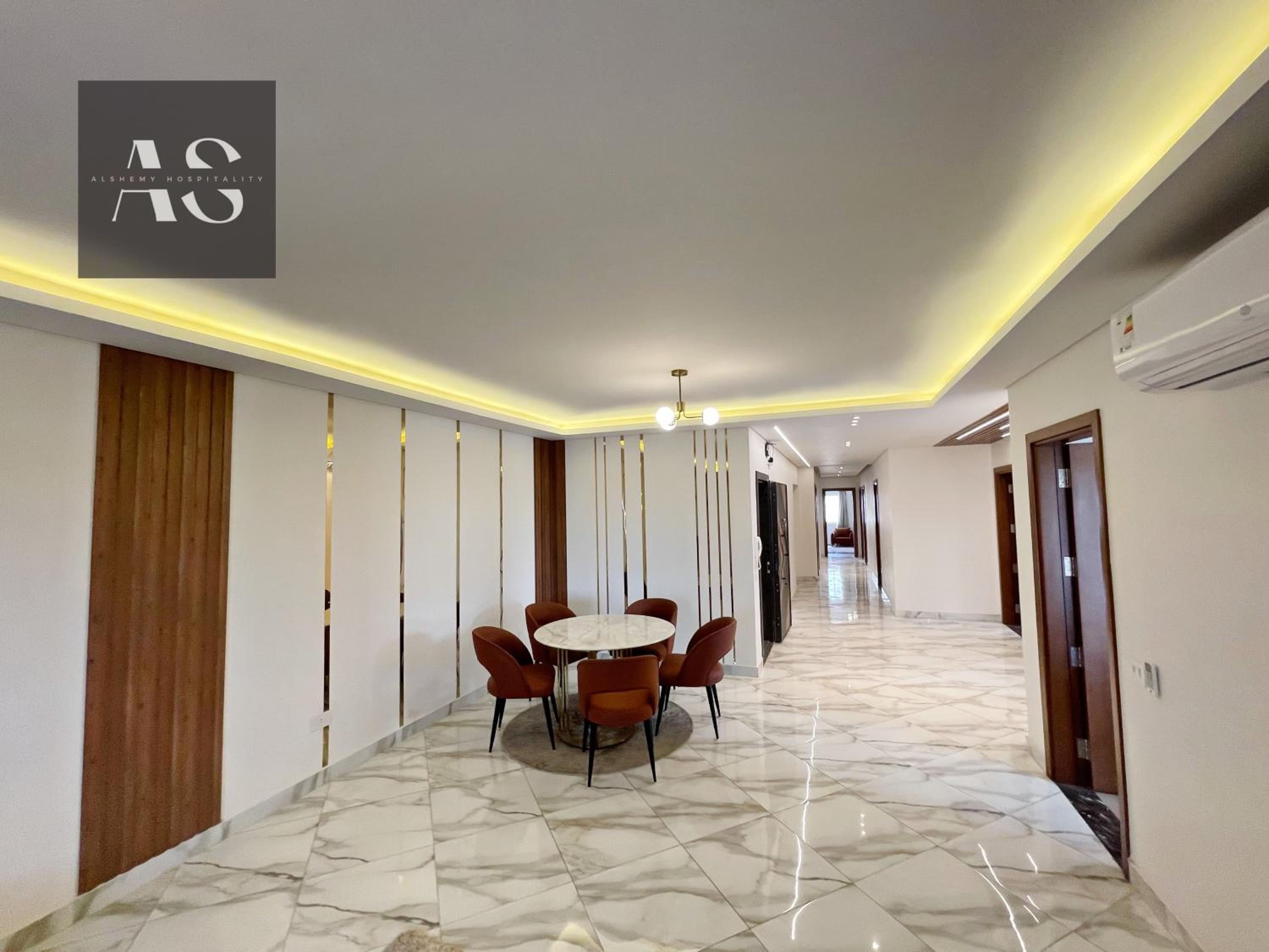 White Palace Hotel EG