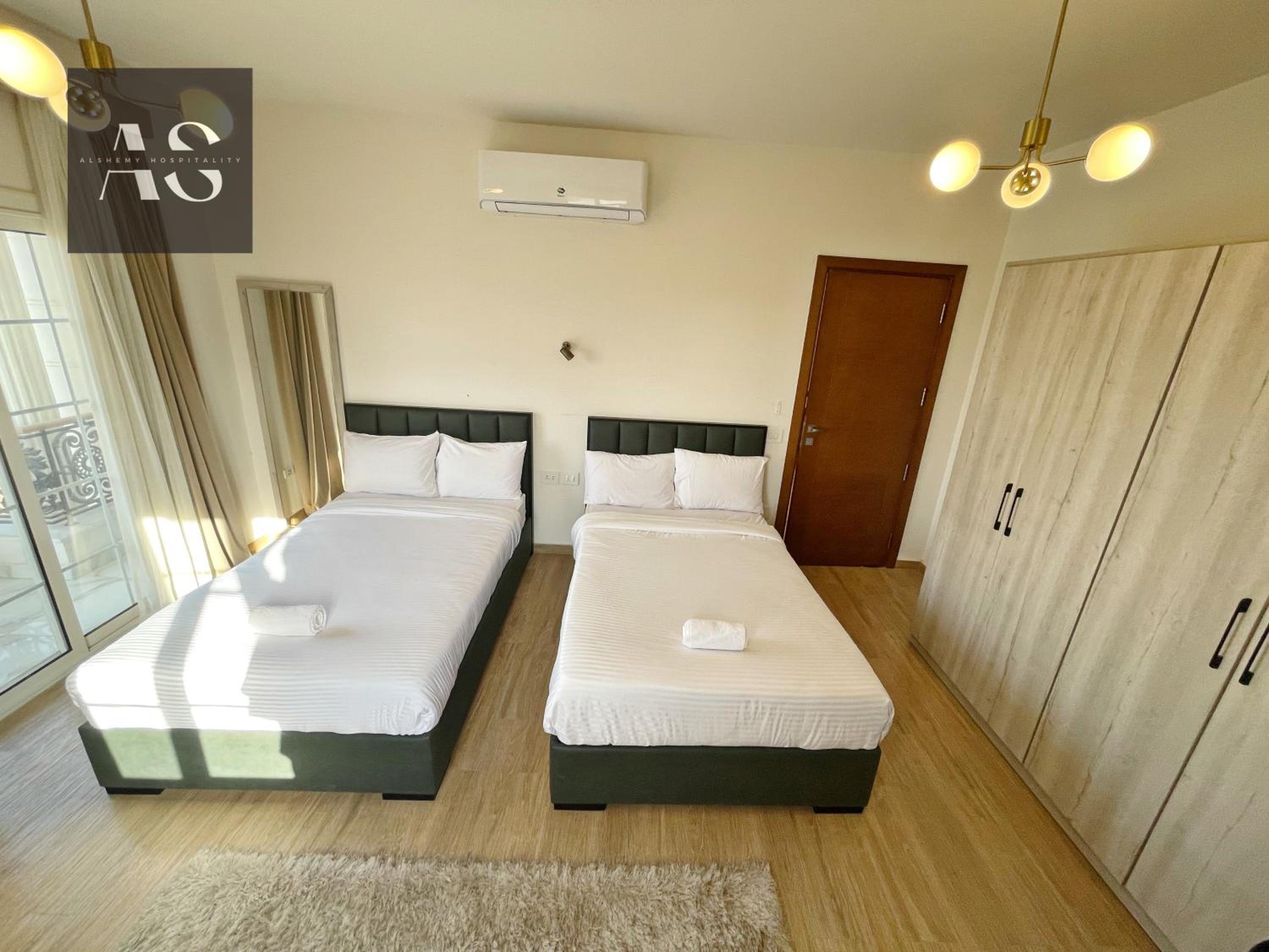 White Palace Hotel EG