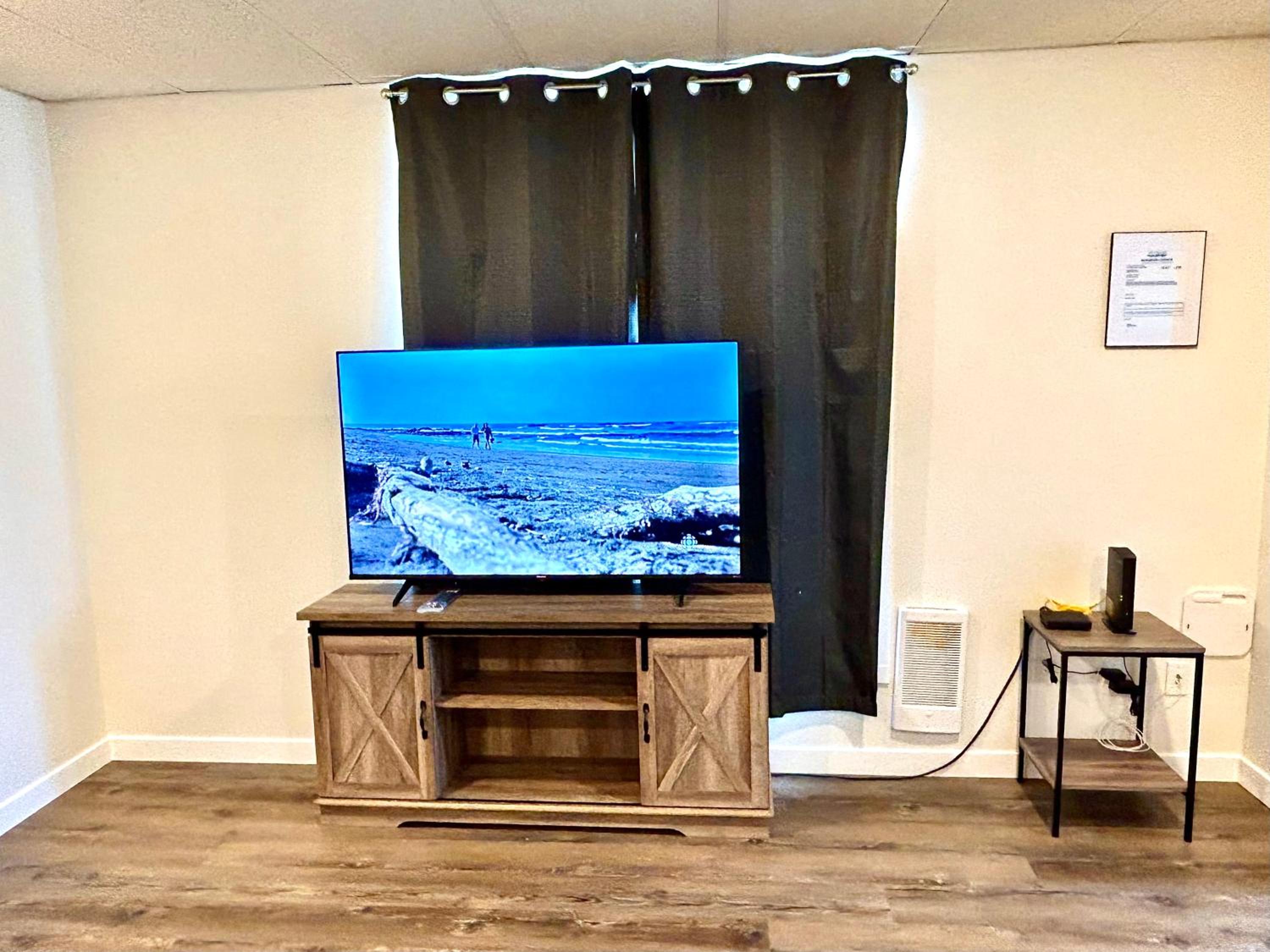 Centrally Located 2-Bdrm Guesthouse with Full Privacy