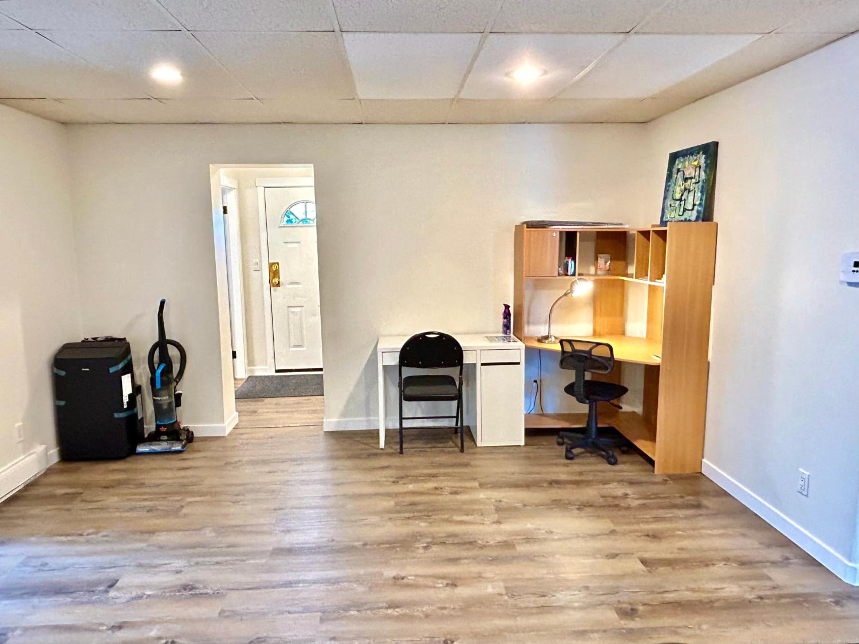 Centrally Located 2-Bdrm Guesthouse with Full Privacy