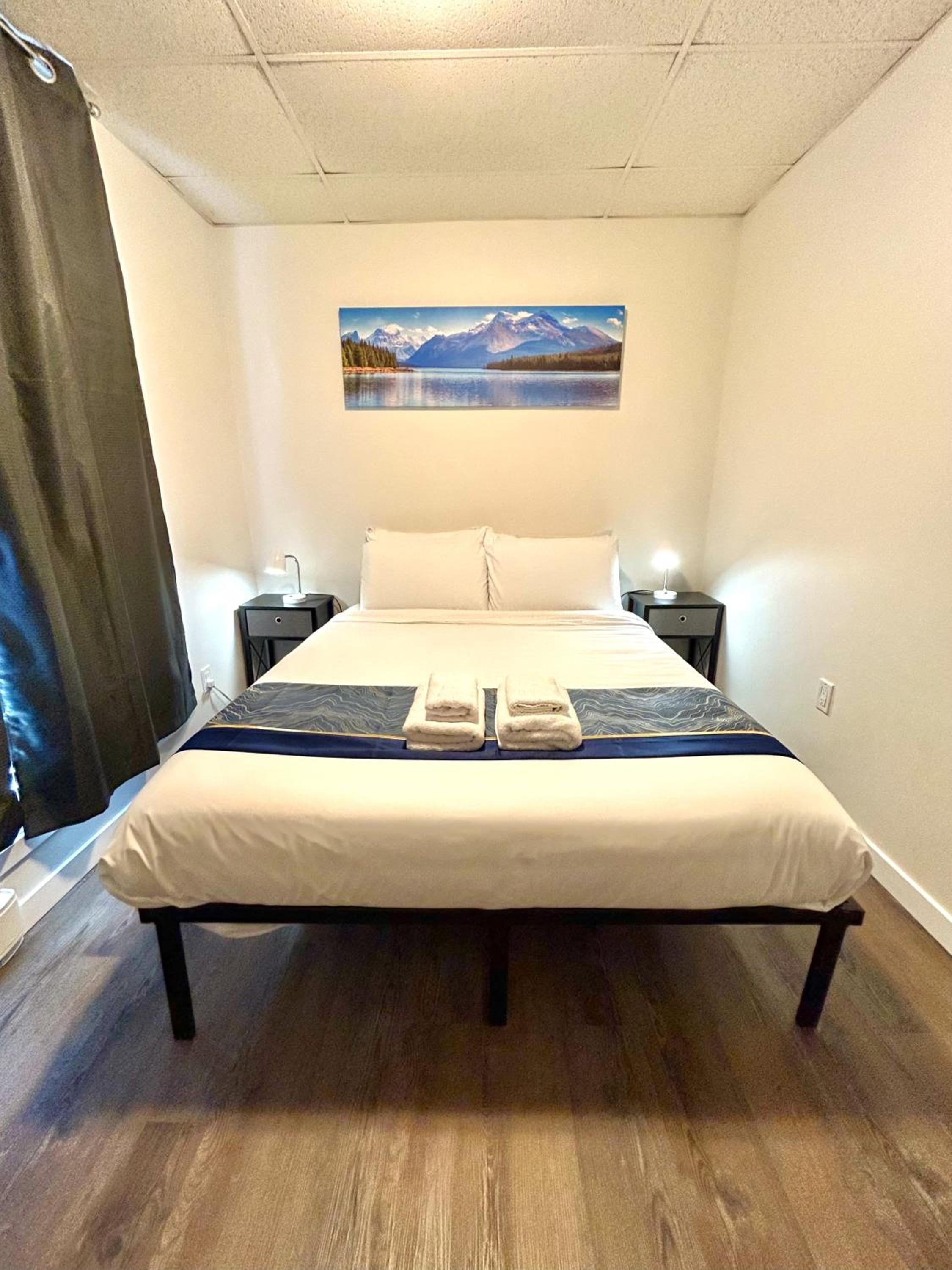 Centrally Located 2-Bdrm Guesthouse with Full Privacy