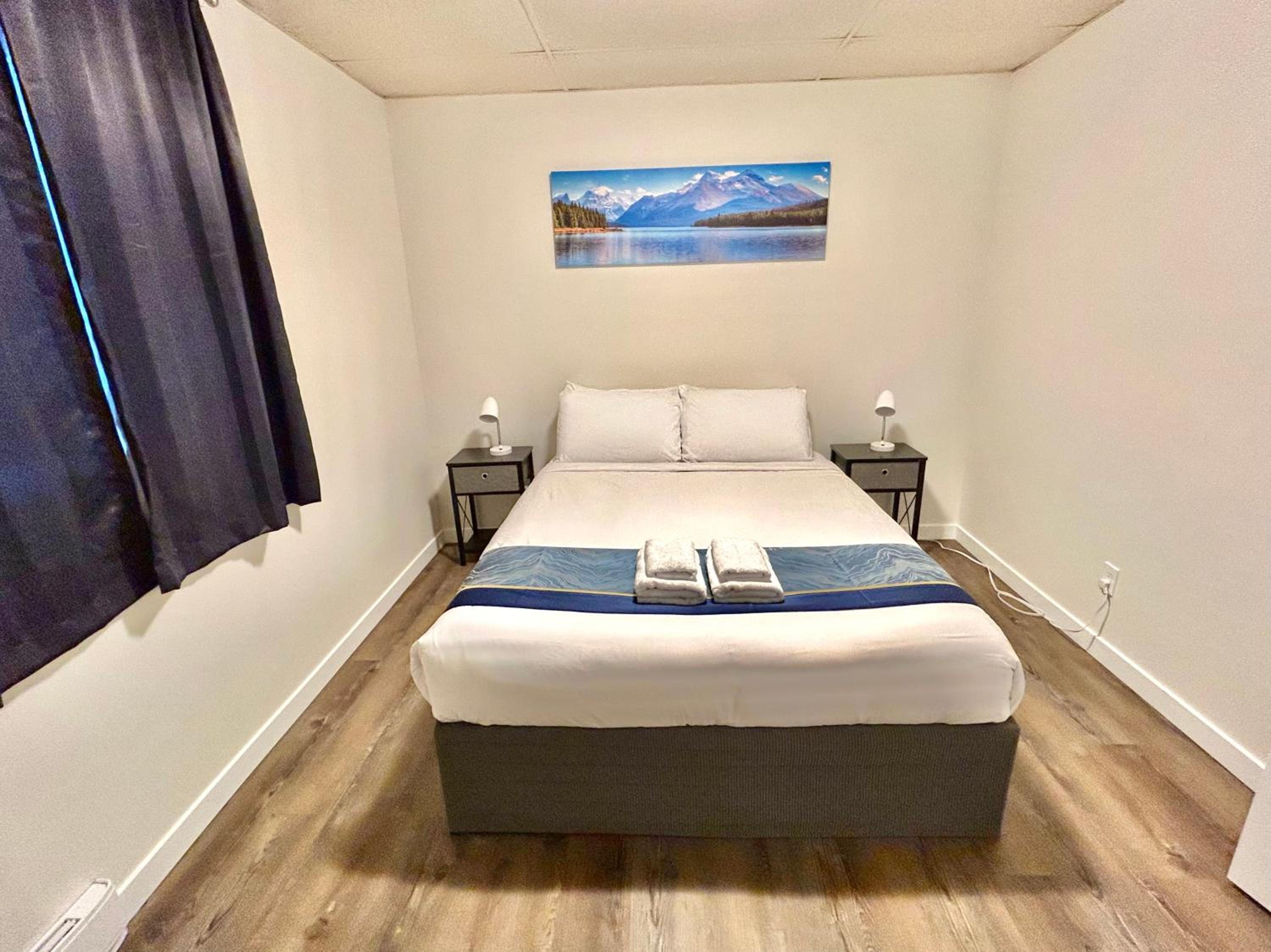 Centrally Located 2-Bdrm Guesthouse with Full Privacy