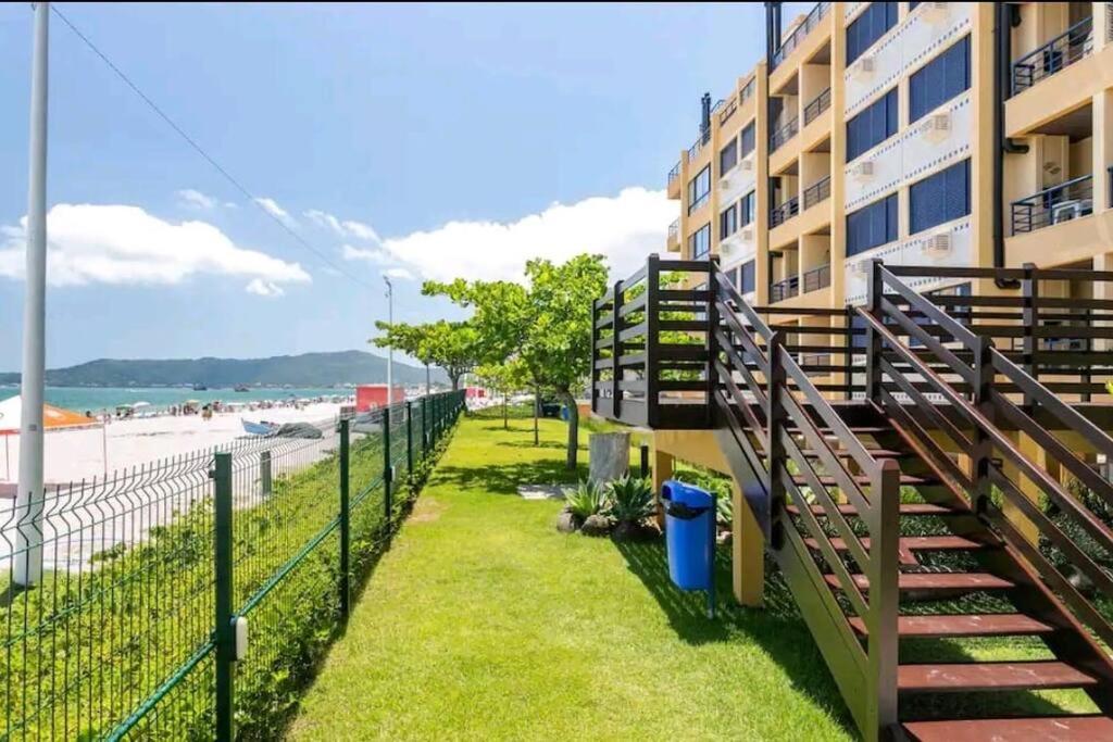 Apartamento pé na areia em Canavieiras