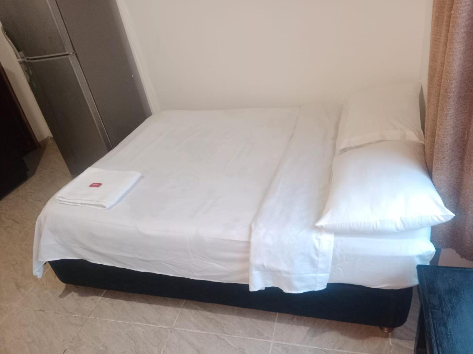A Apartaestudio central amoblado con cocina y baño