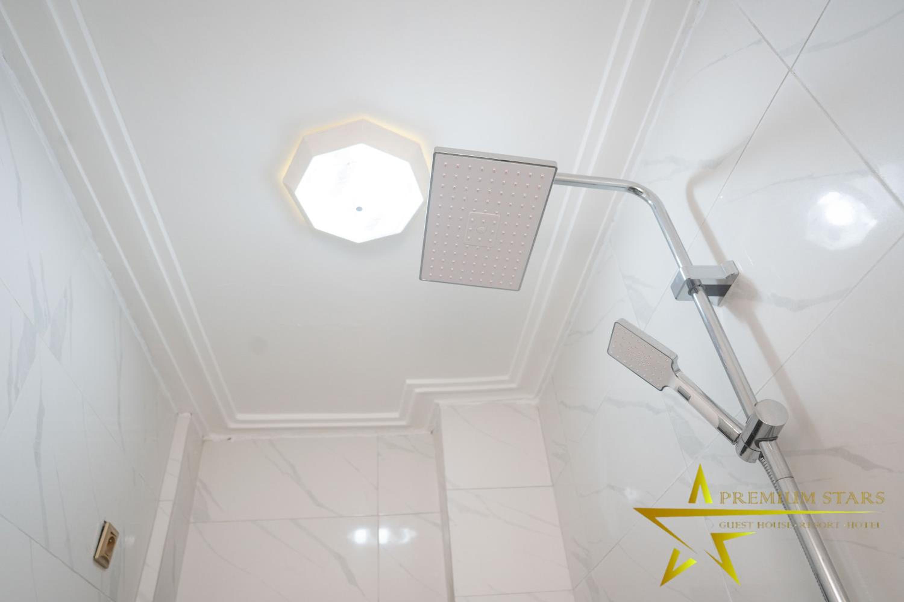 Premium Stars Guest House