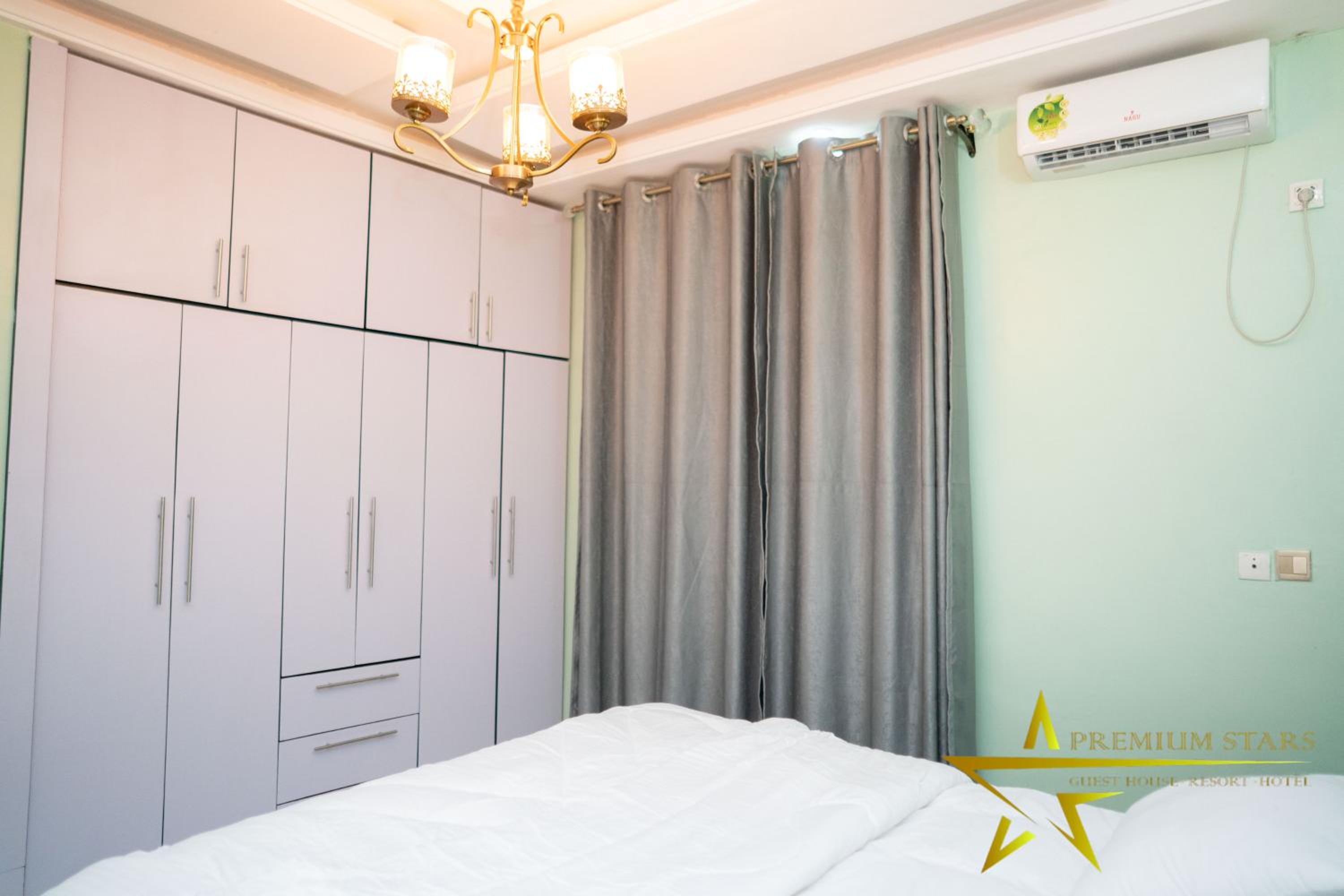 Premium Stars Guest House