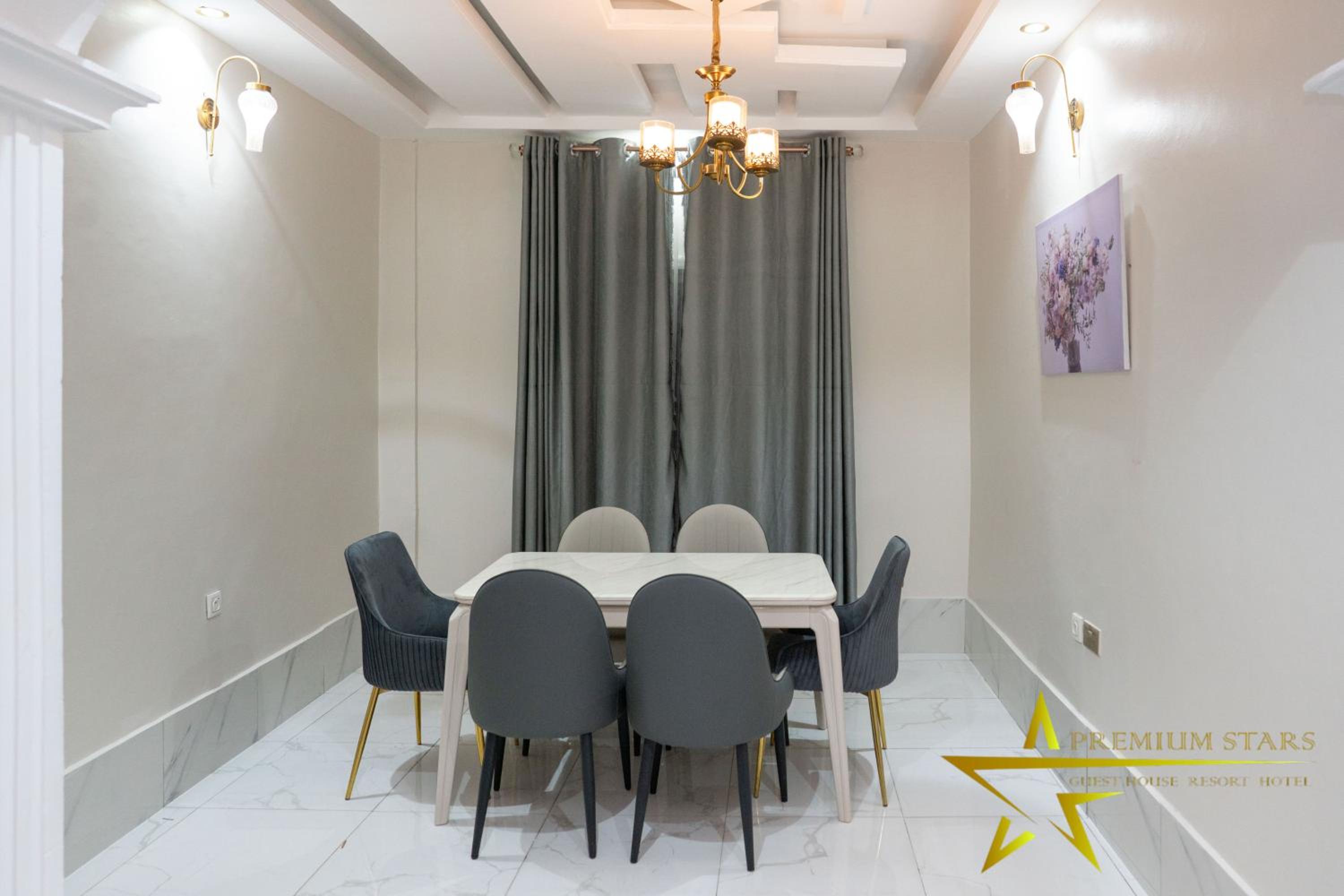 Premium Stars Guest House