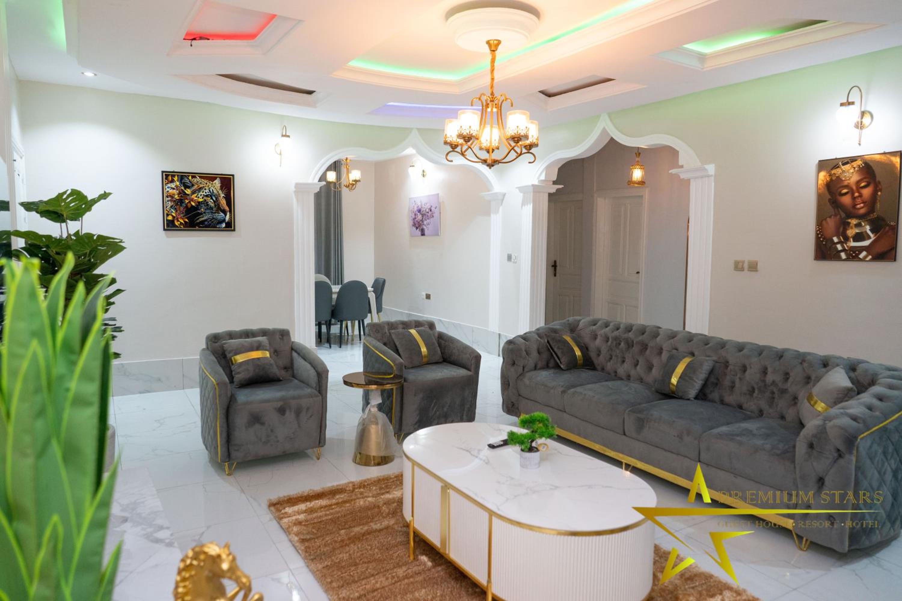 Premium Stars Guest House