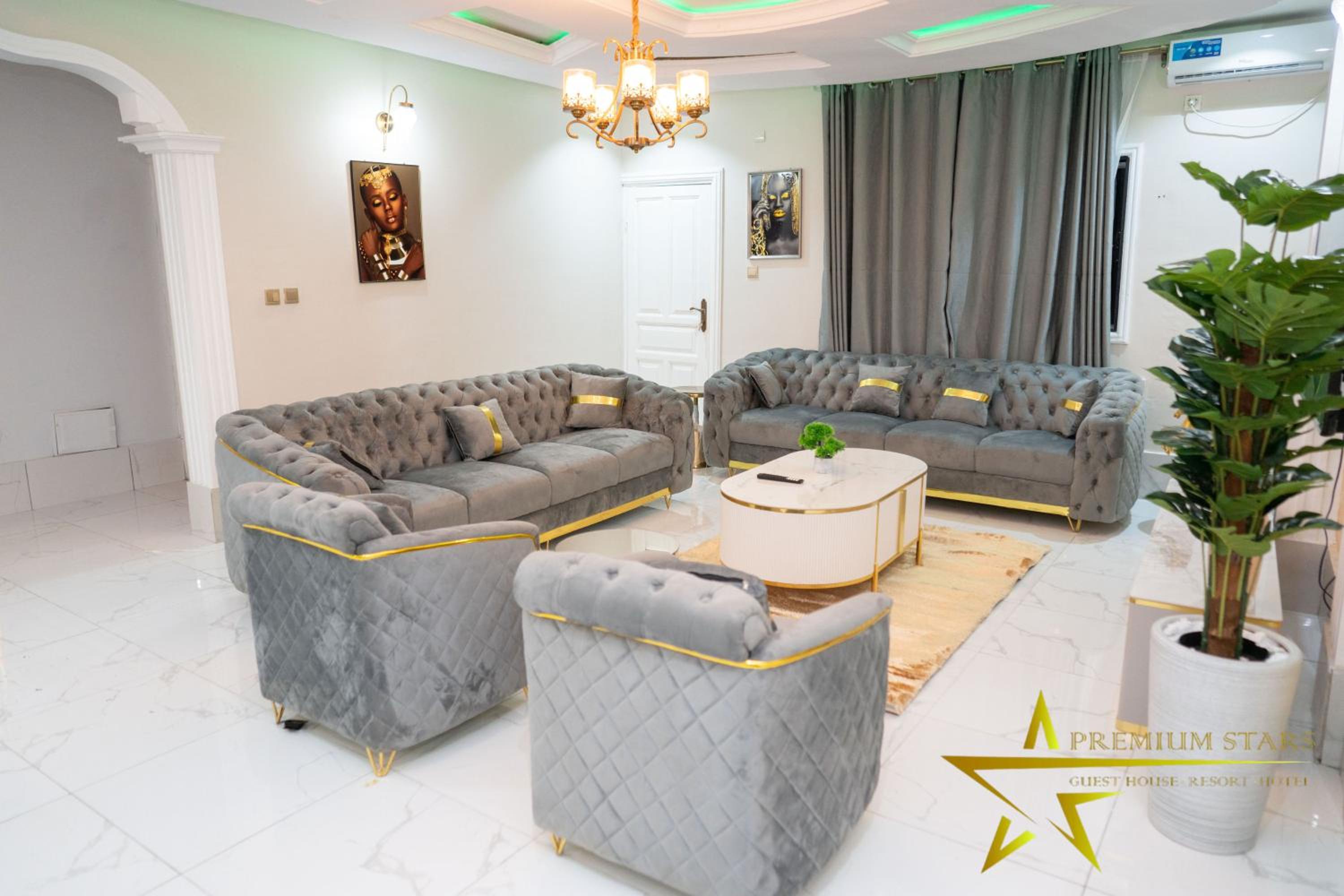 Premium Stars Guest House