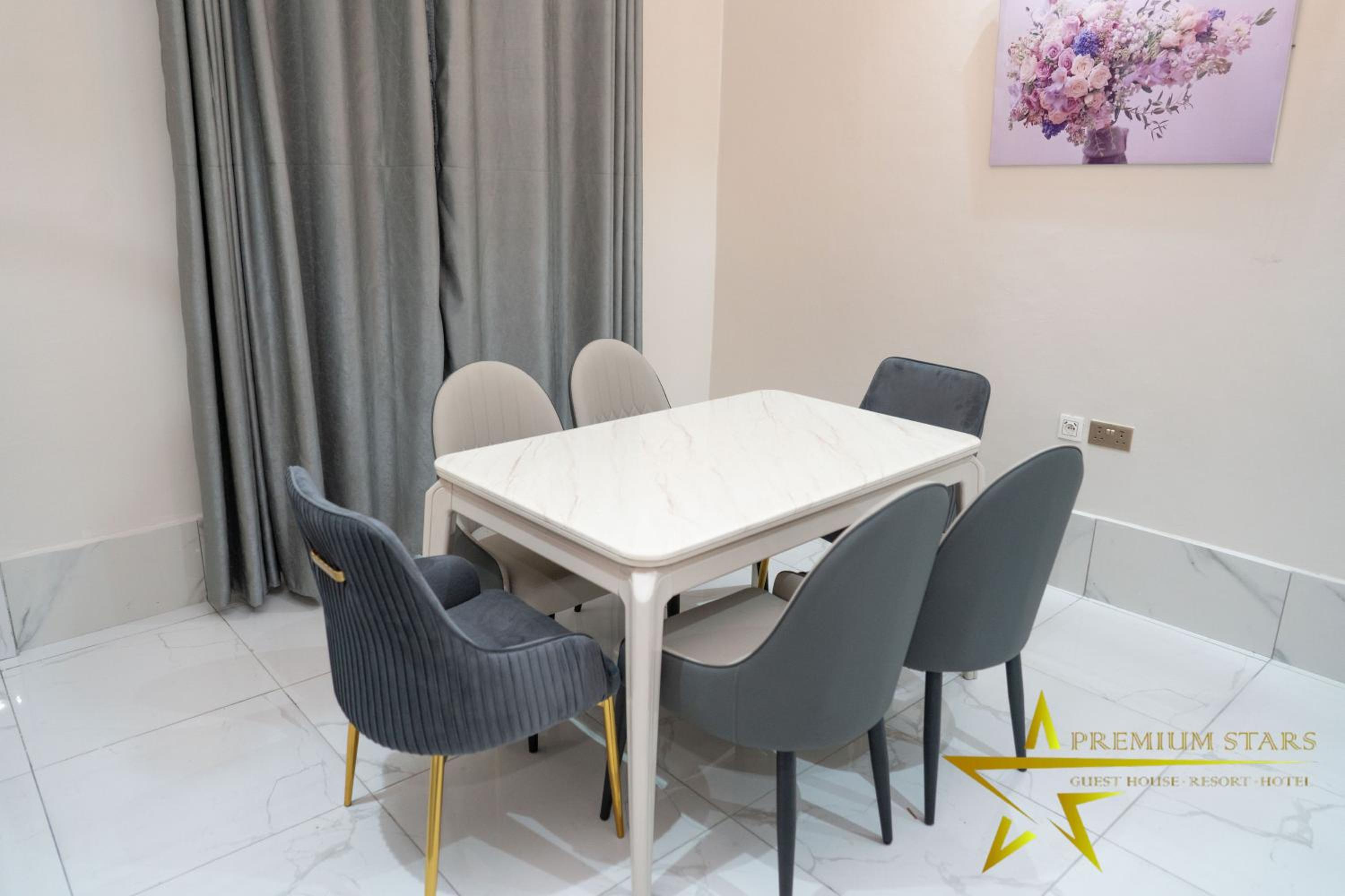 Premium Stars Guest House