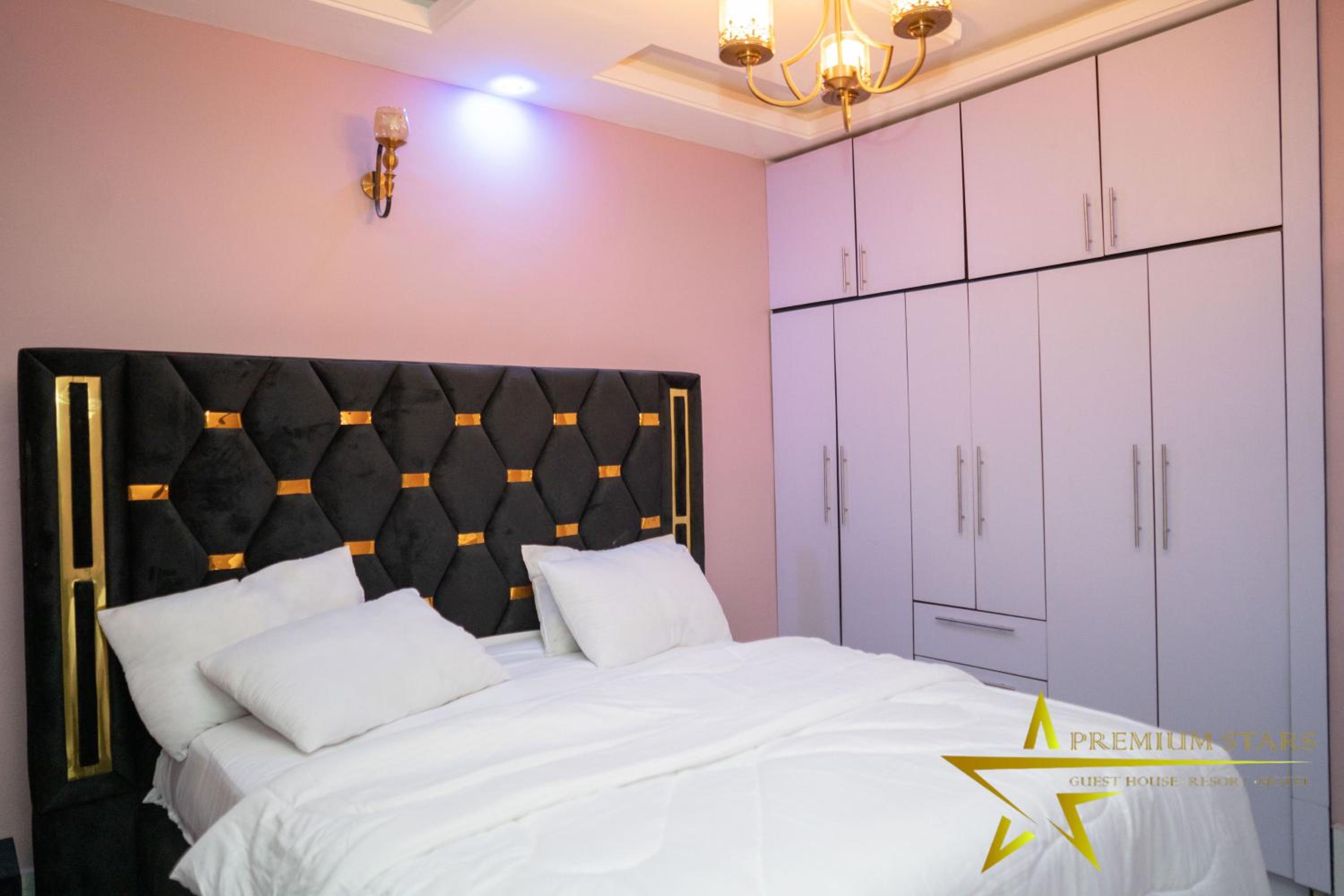 Premium Stars Guest House