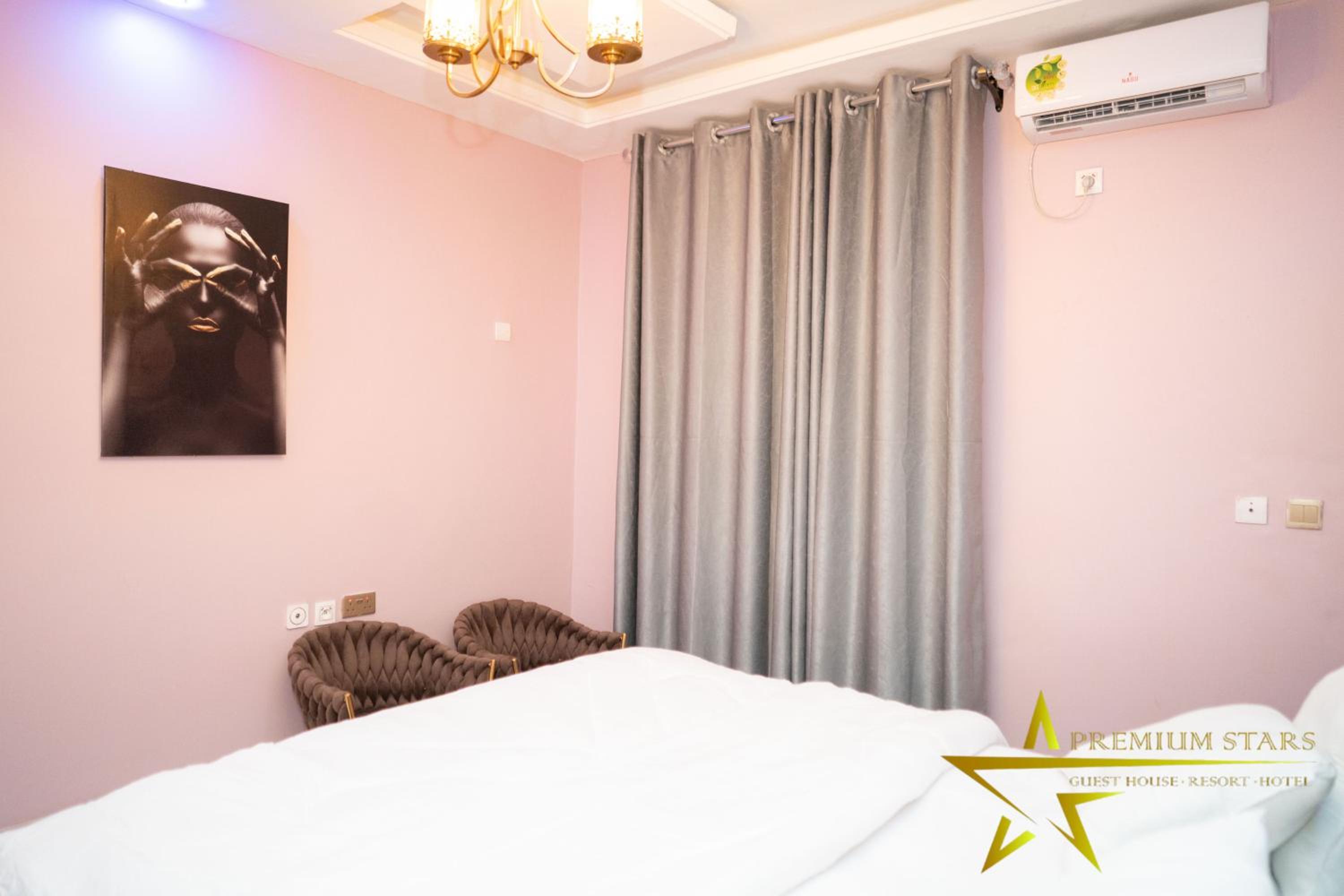 Premium Stars Guest House