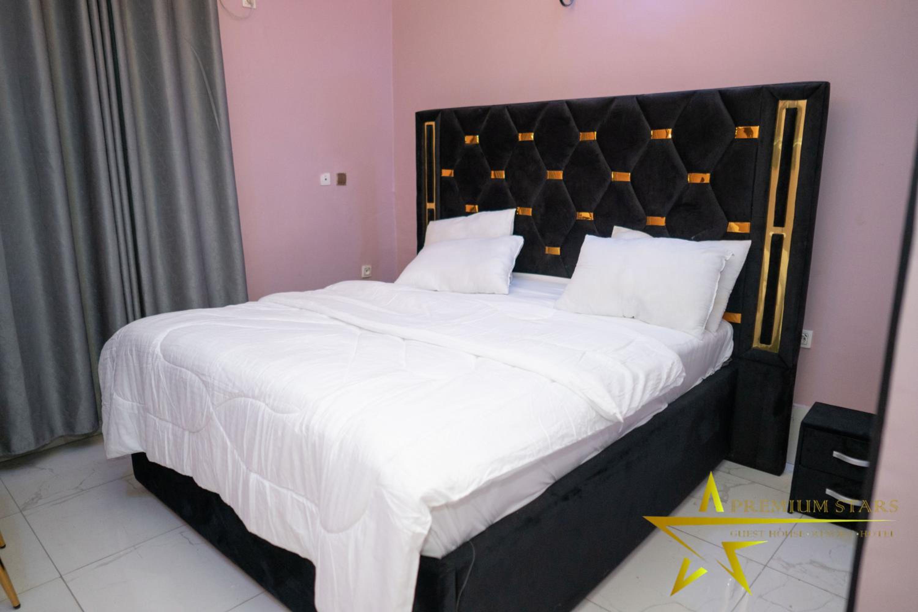 Premium Stars Guest House