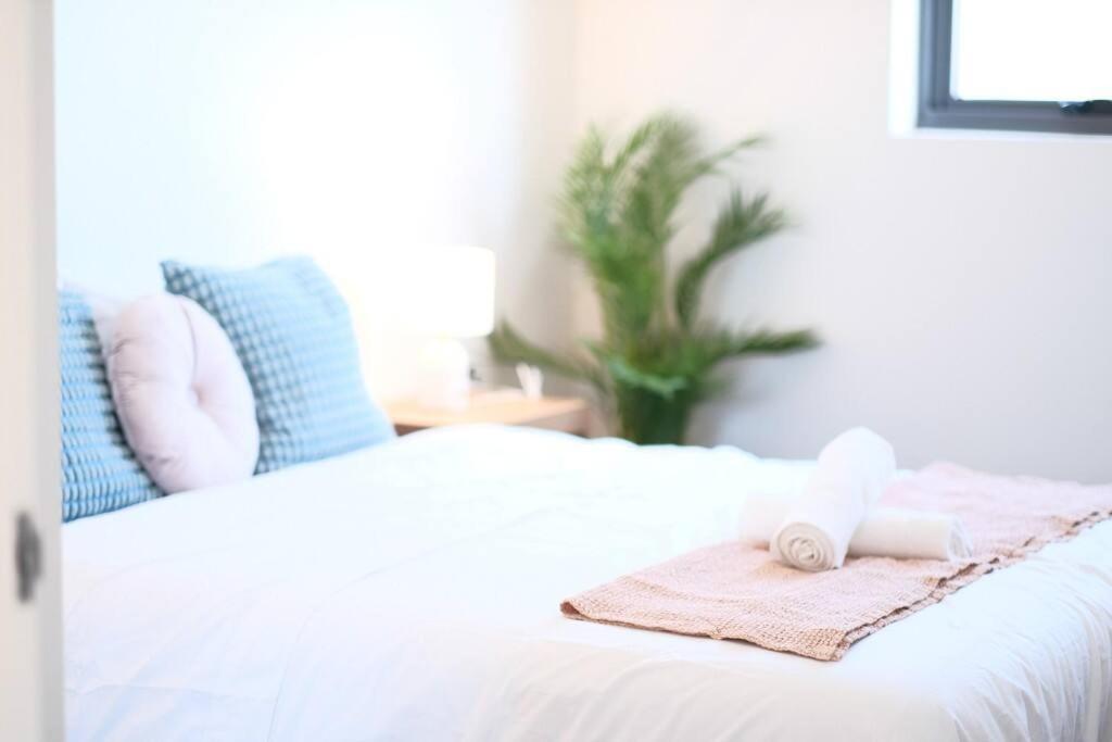 Sydney Burwood Luxury 3bed 2bath close westfield