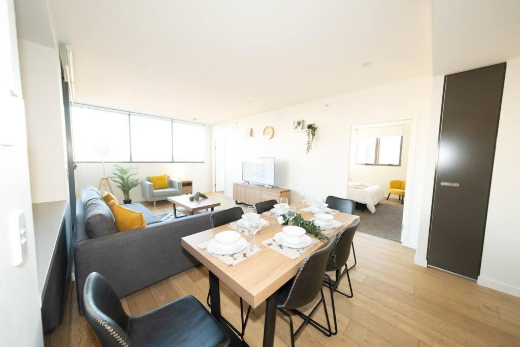 Sydney Burwood Luxury 3bed 2bath close westfield