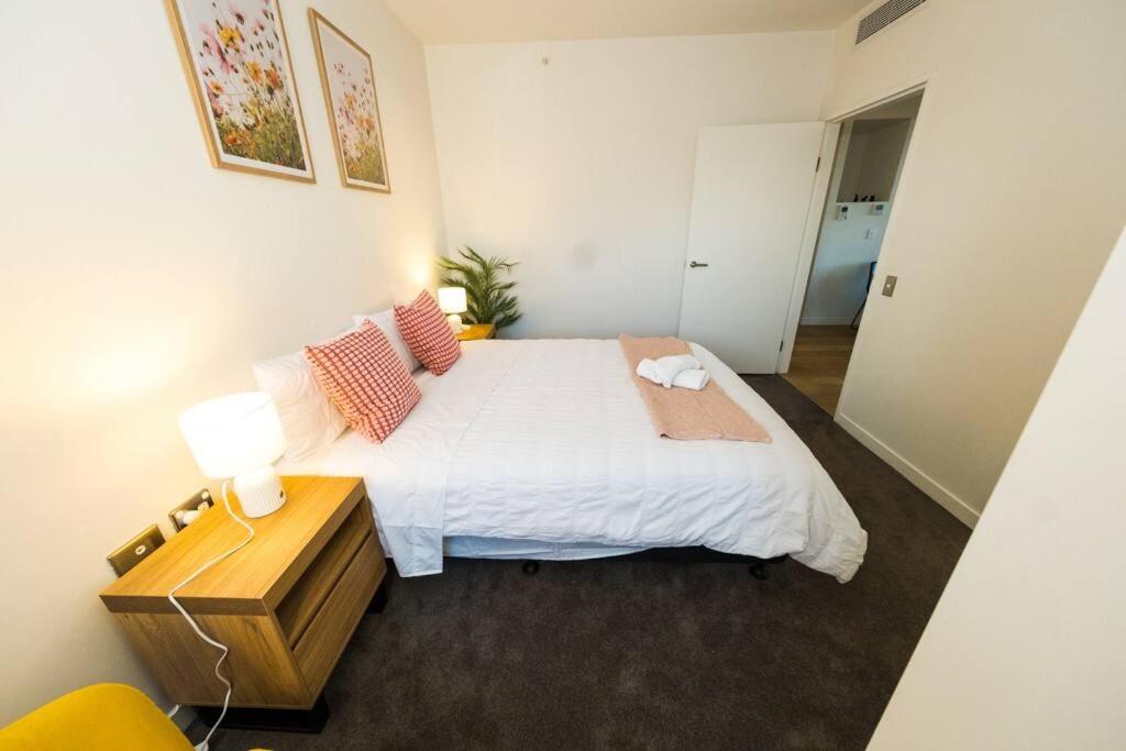 Sydney Burwood Luxury 3bed 2bath close westfield