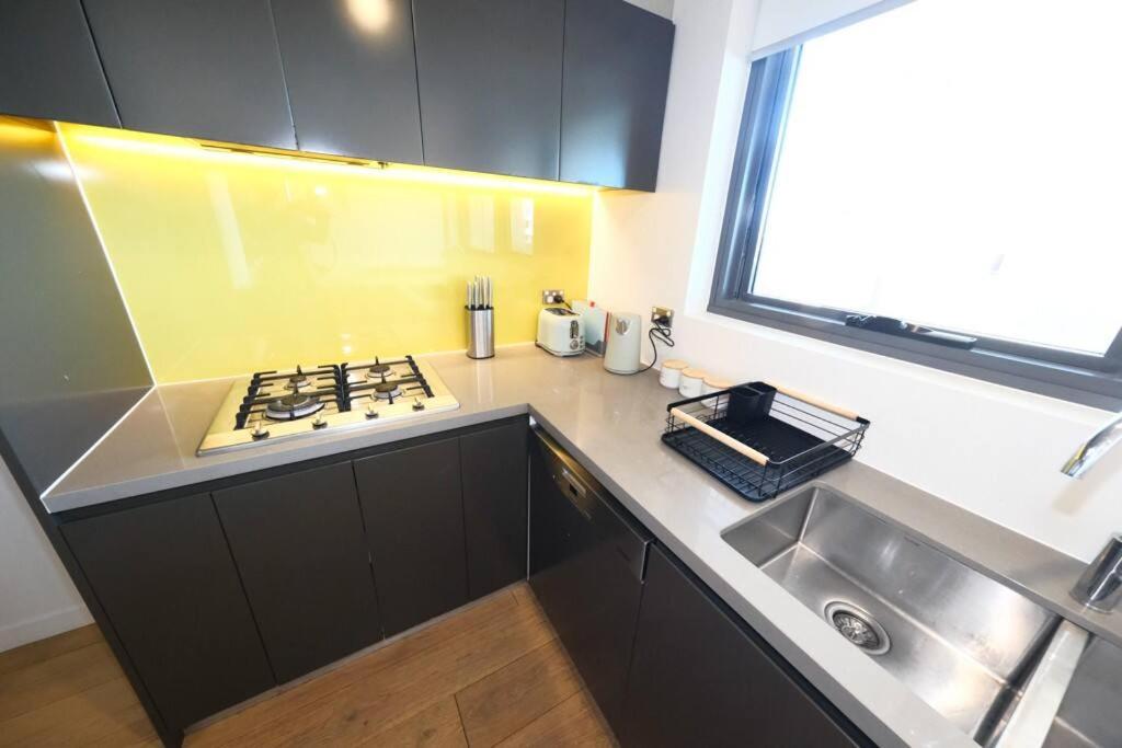Sydney Burwood Luxury 3bed 2bath close westfield