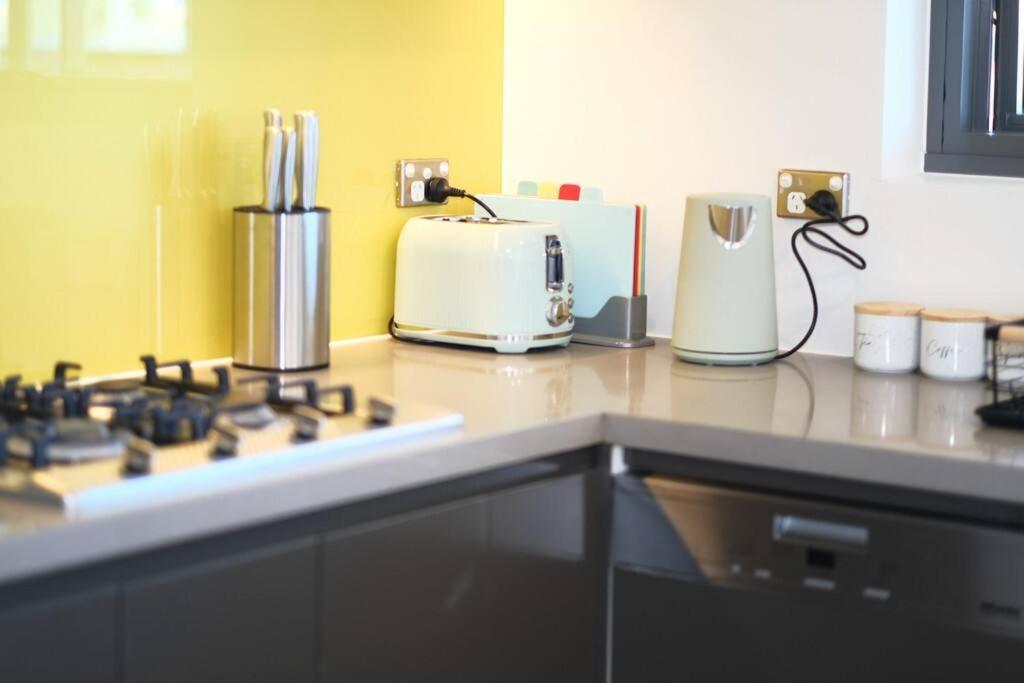 Sydney Burwood Luxury 3bed 2bath close westfield