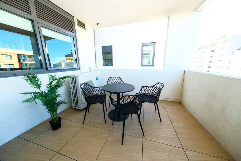 Sydney Burwood Luxury 3bed 2bath close westfield