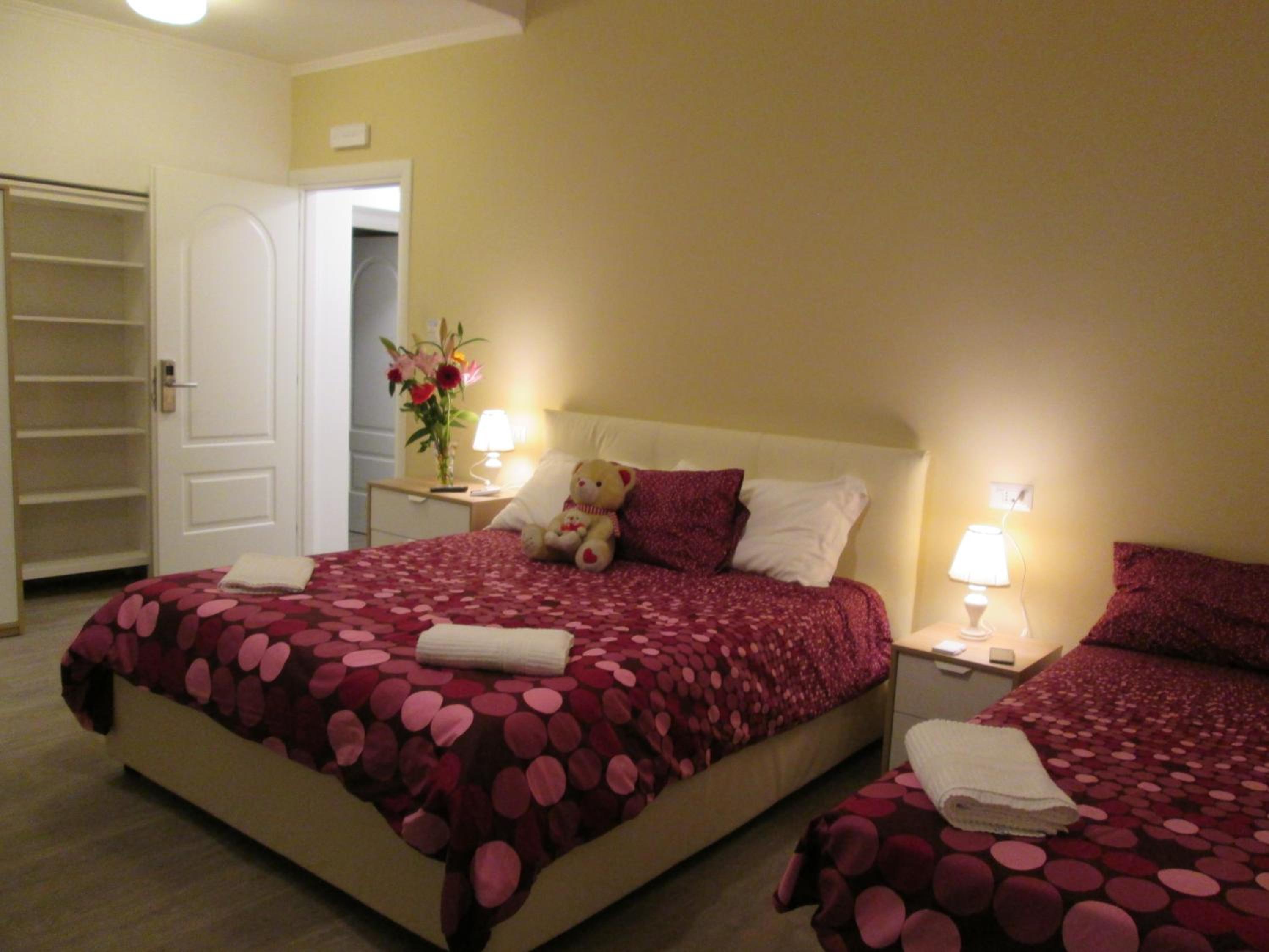 Trevi Elegance Suite en Rome — hotel room