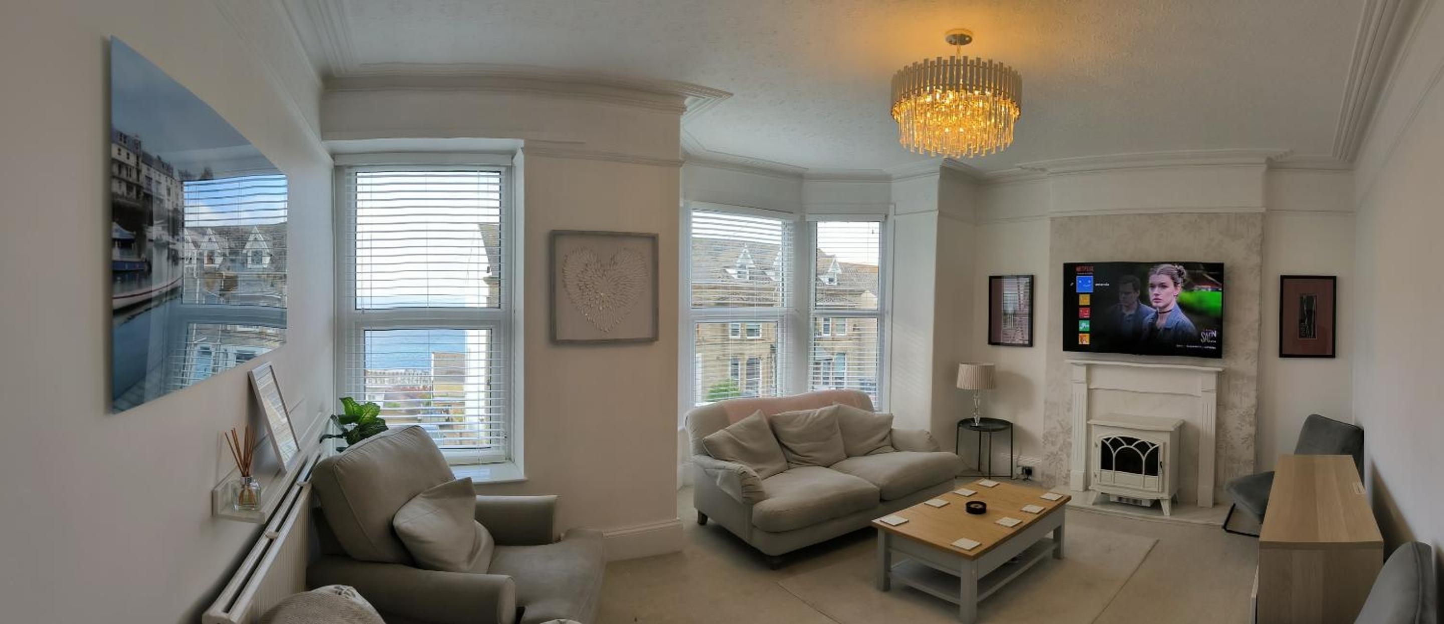 Spacious 4 Bed Victorian House with Sea Views TJS4TT view 5