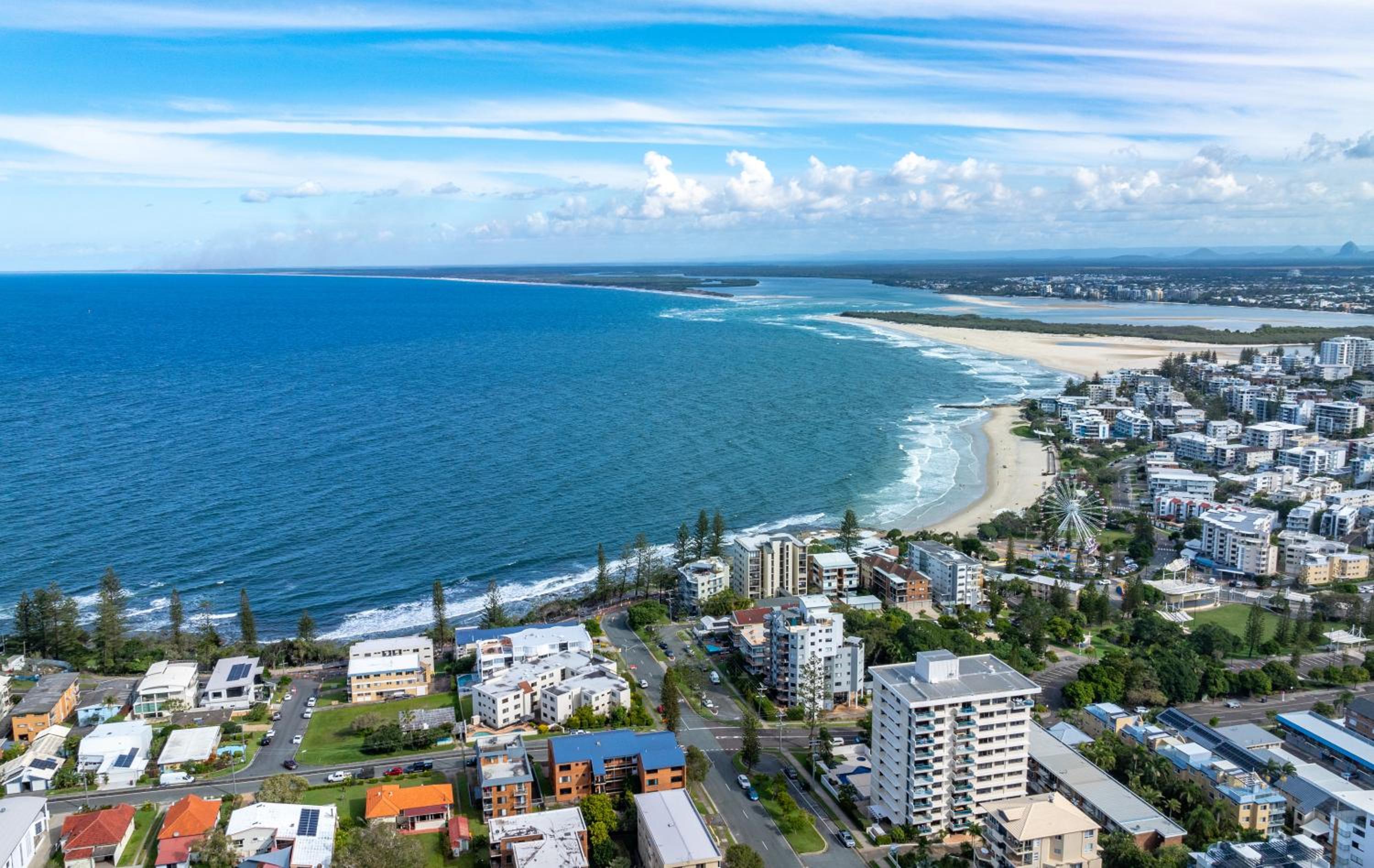 Coastal Comfort 3Bd Family-Friendly Apt WPool