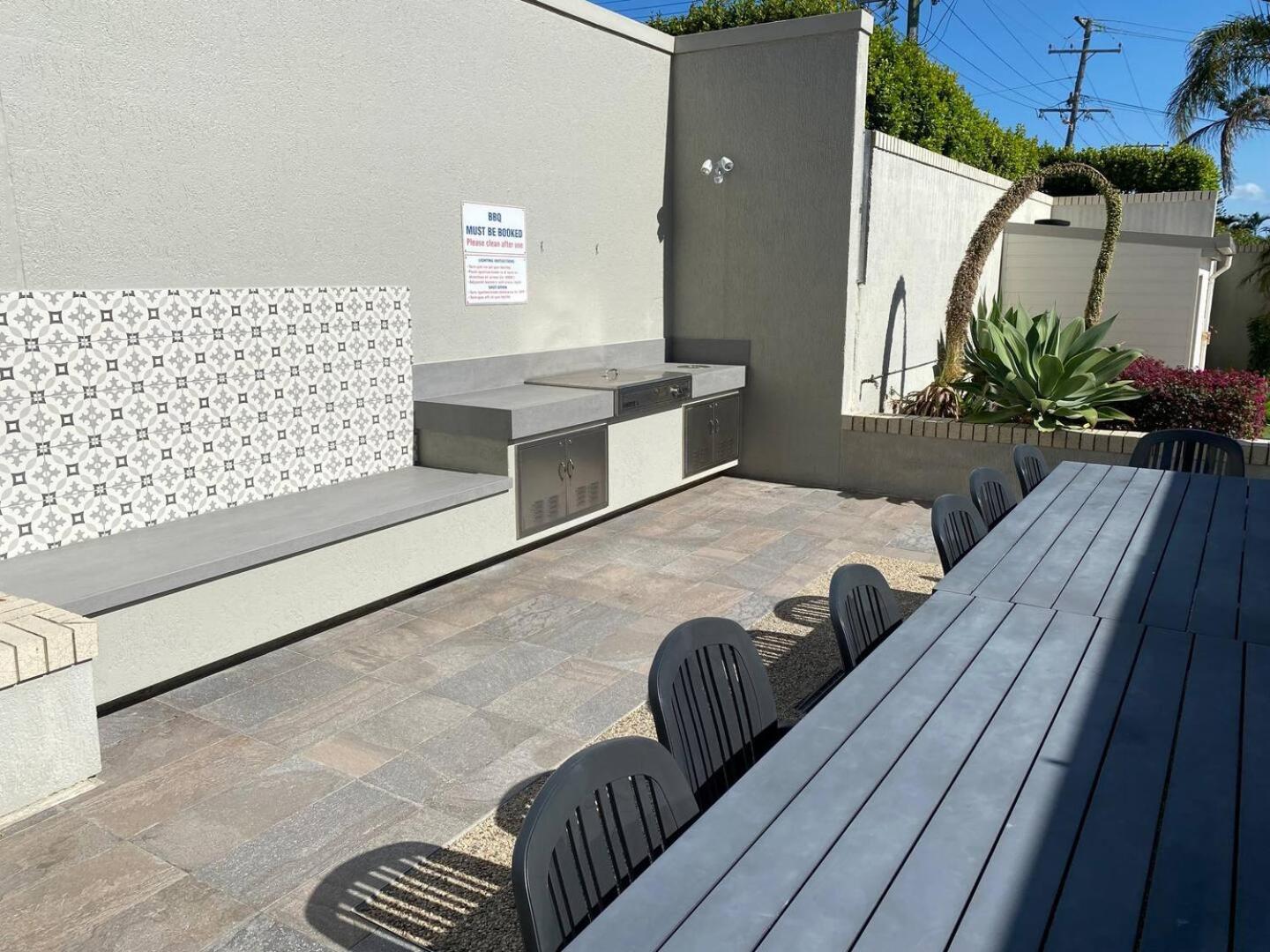 Coastal Comfort 3Bd Family-Friendly Apt WPool