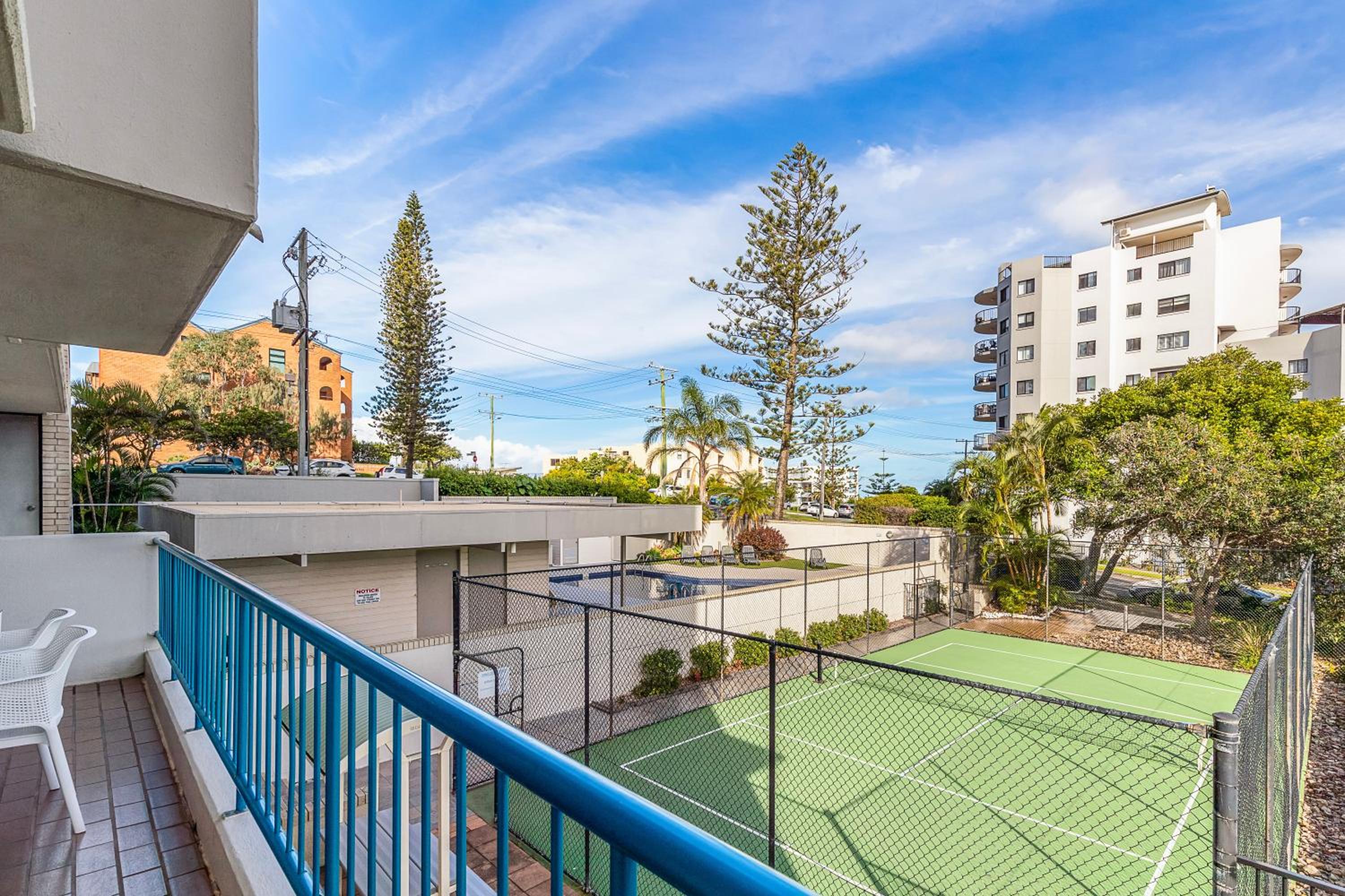Coastal Comfort 3Bd Family-Friendly Apt WPool