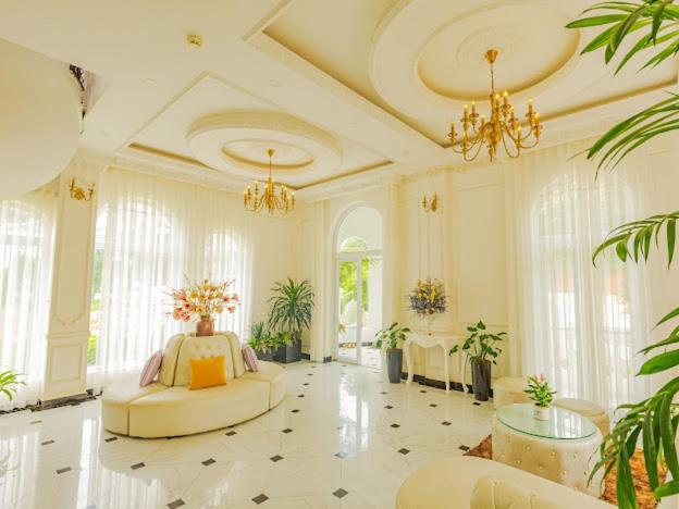 Căn hộ 2 phòng ngủ view đẹp gần trung tâm view 2