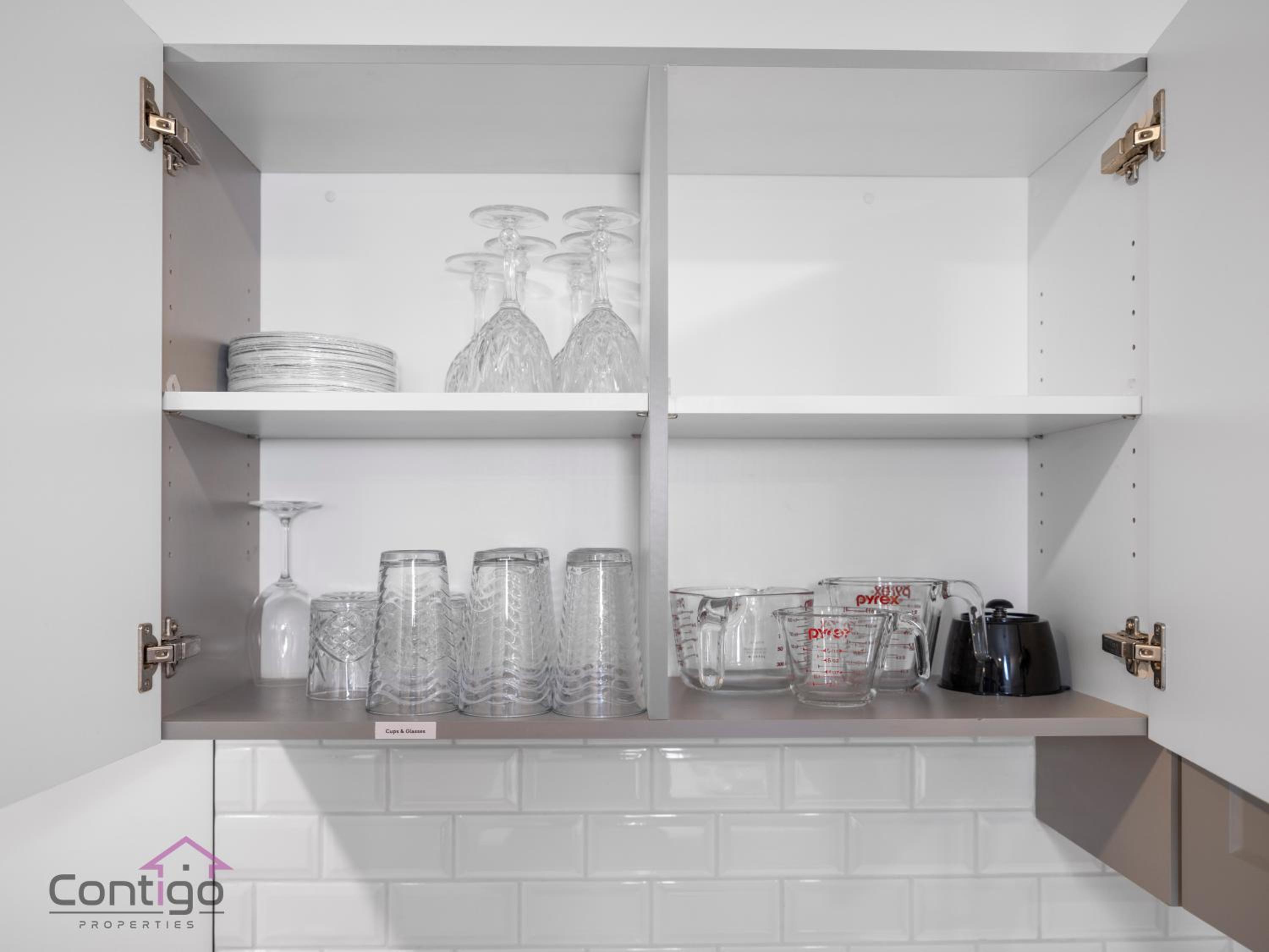 Blissful Suite, Cozy, WiFi, Desk, Close to WEM