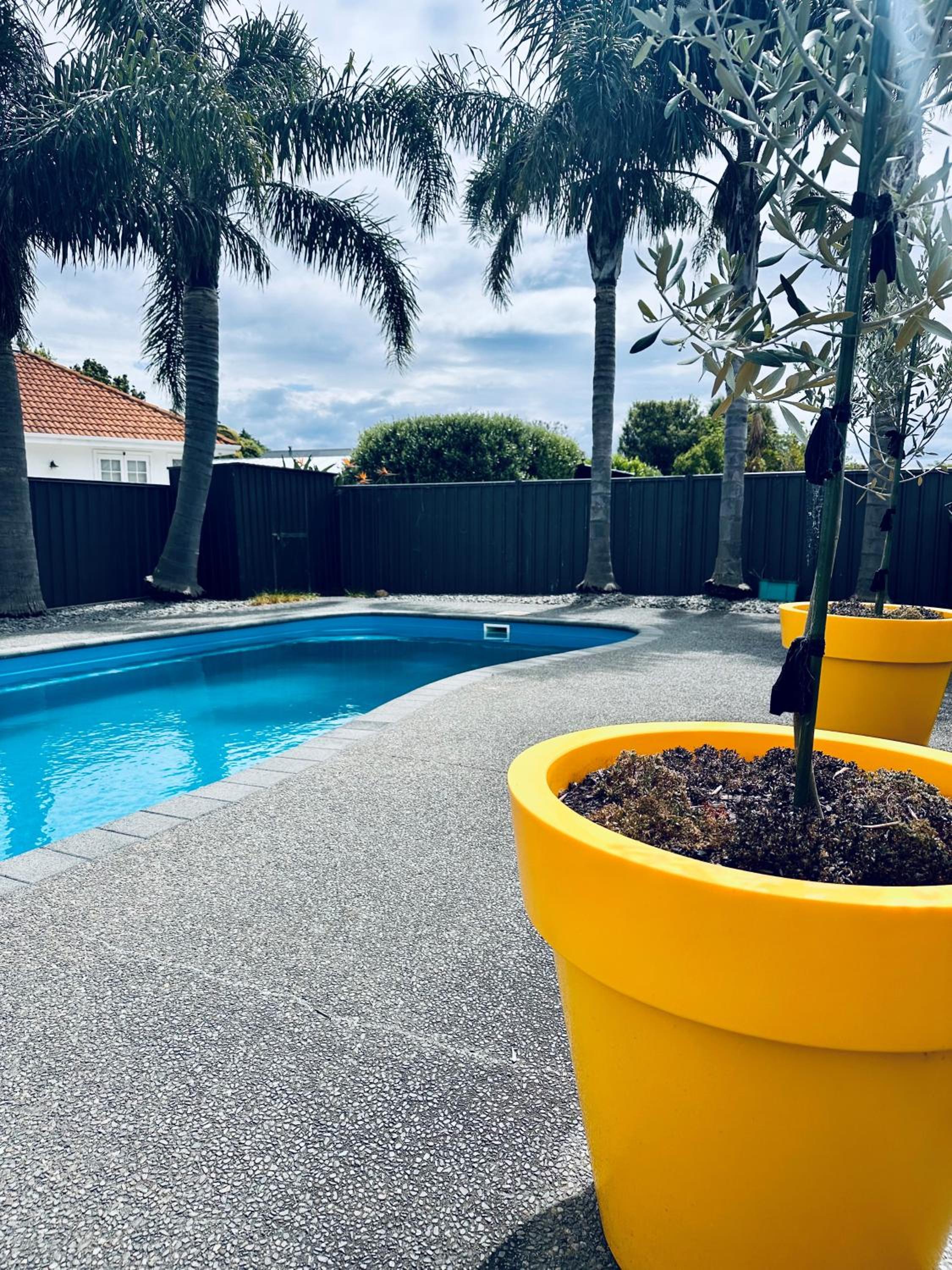 Executive Family Home with Outdoor Pool & Games Room