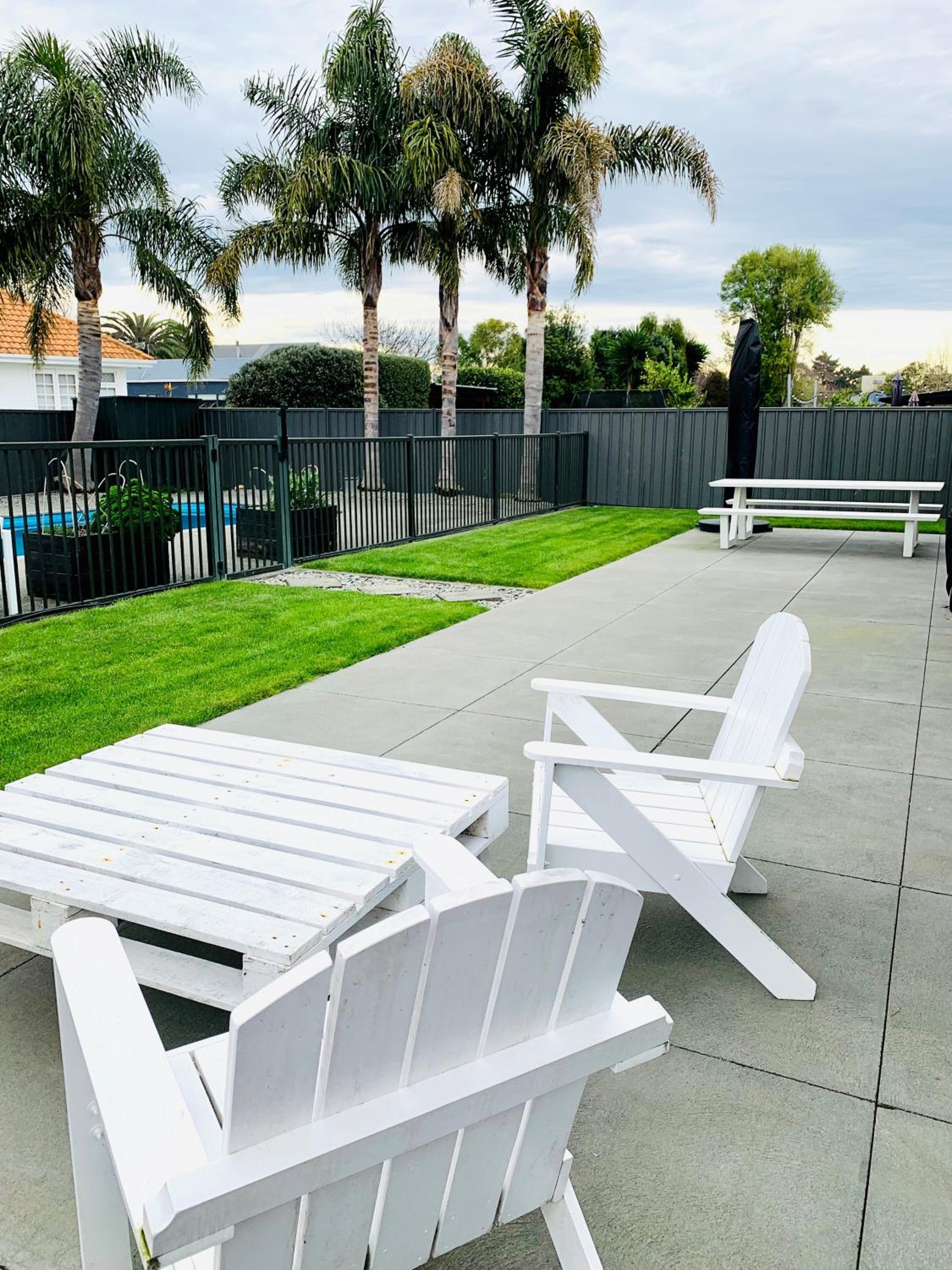 Executive Family Home with Outdoor Pool & Games Room
